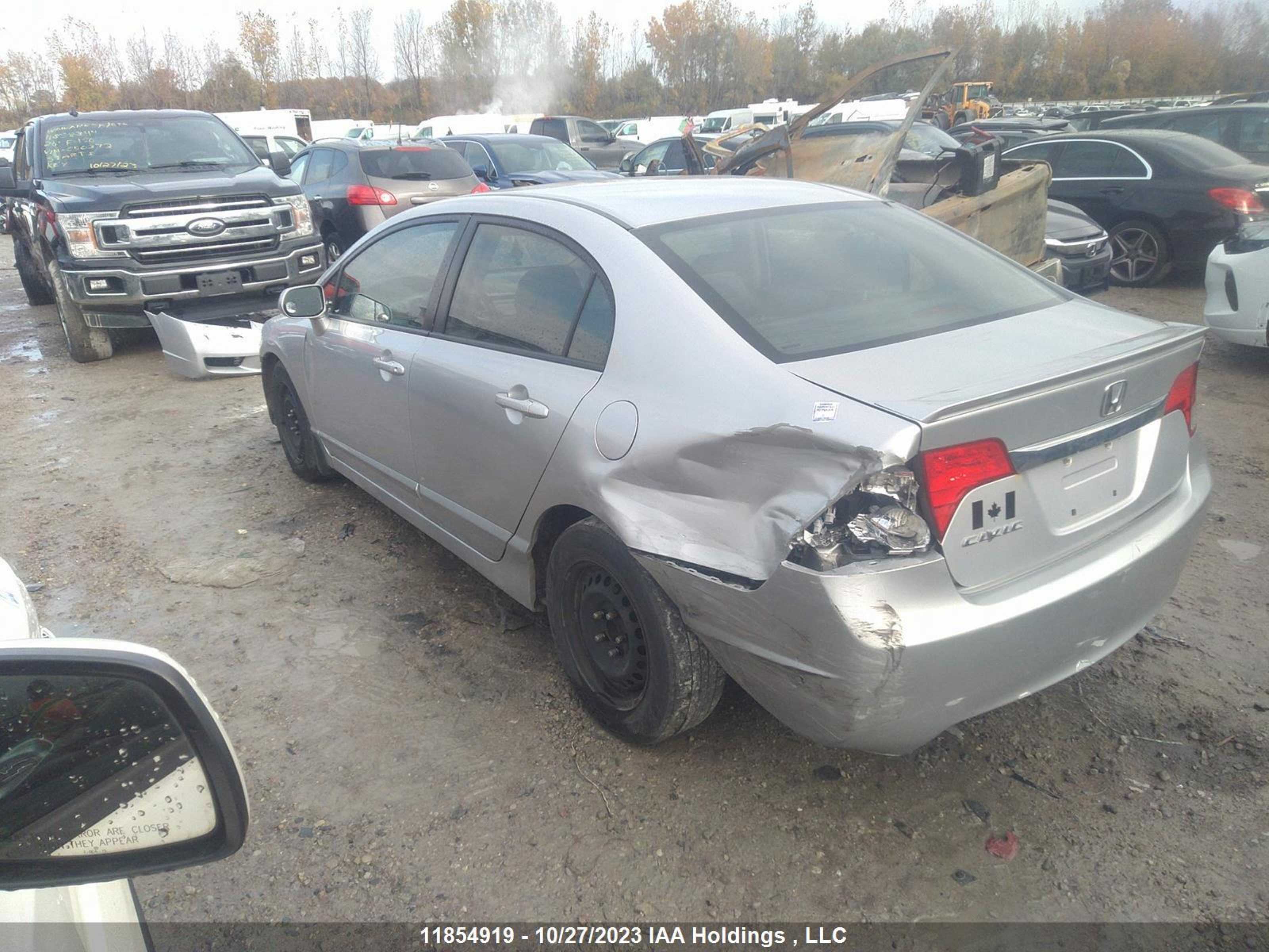 Photo 2 VIN: 2HGFA1F69AH027205 - HONDA CIVIC 