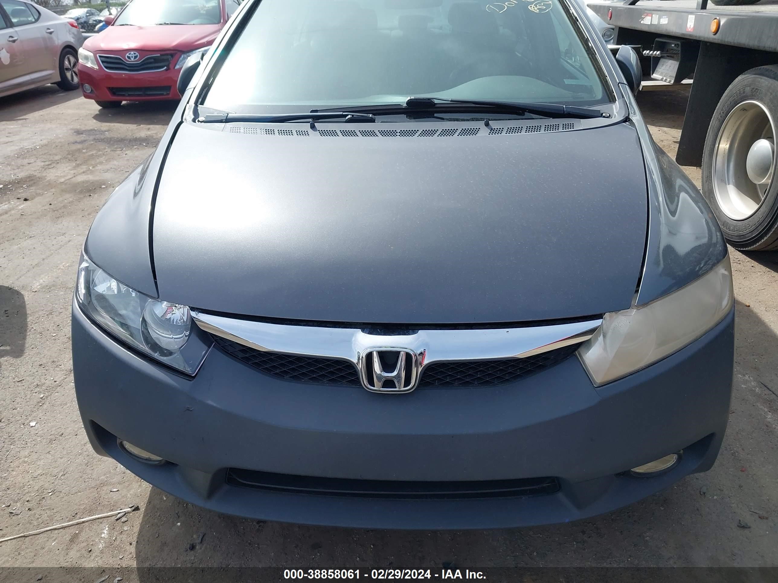 Photo 11 VIN: 2HGFA1F86AH514556 - HONDA CIVIC 