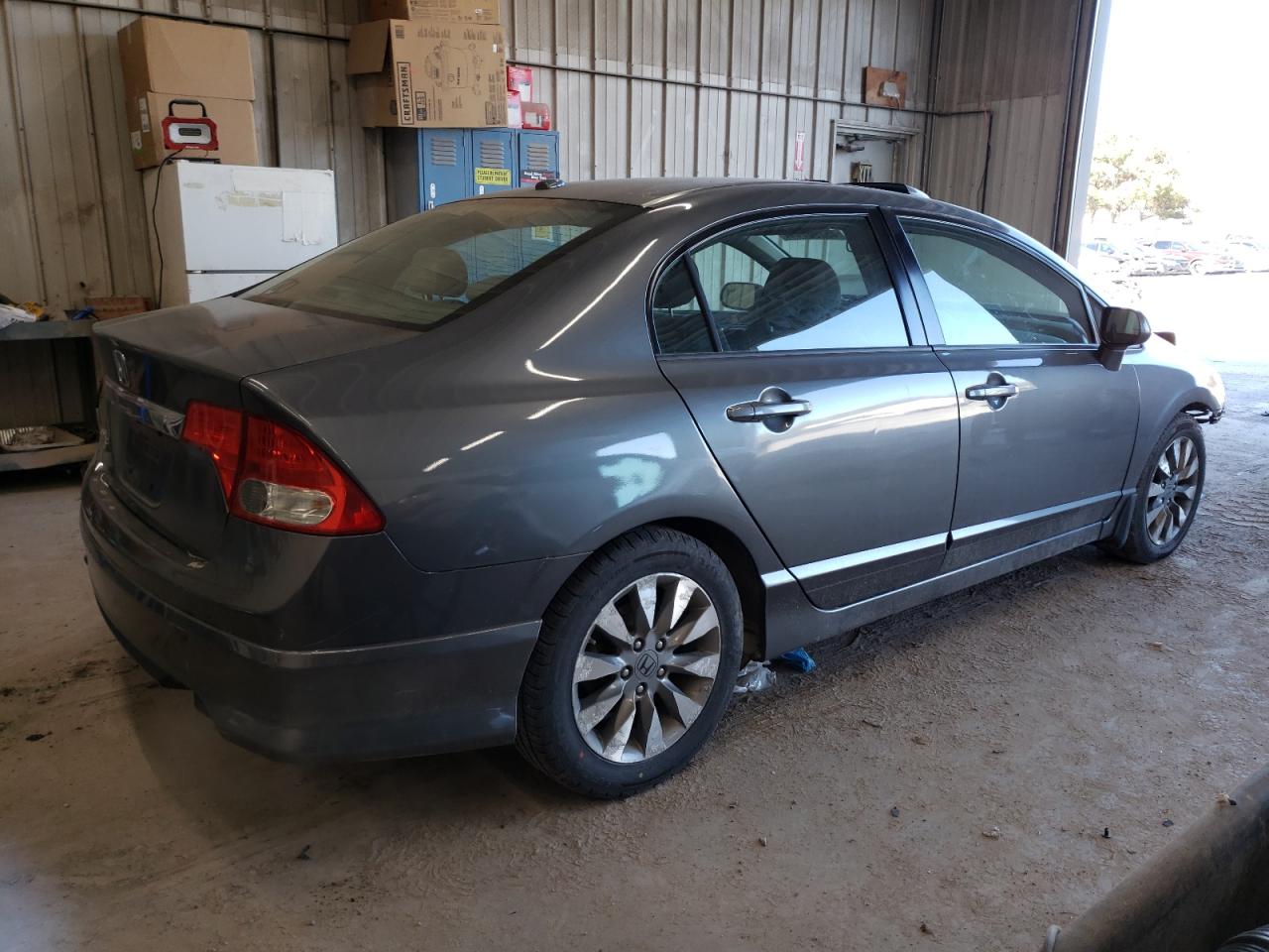 Photo 2 VIN: 2HGFA1F88AH525431 - HONDA CIVIC 