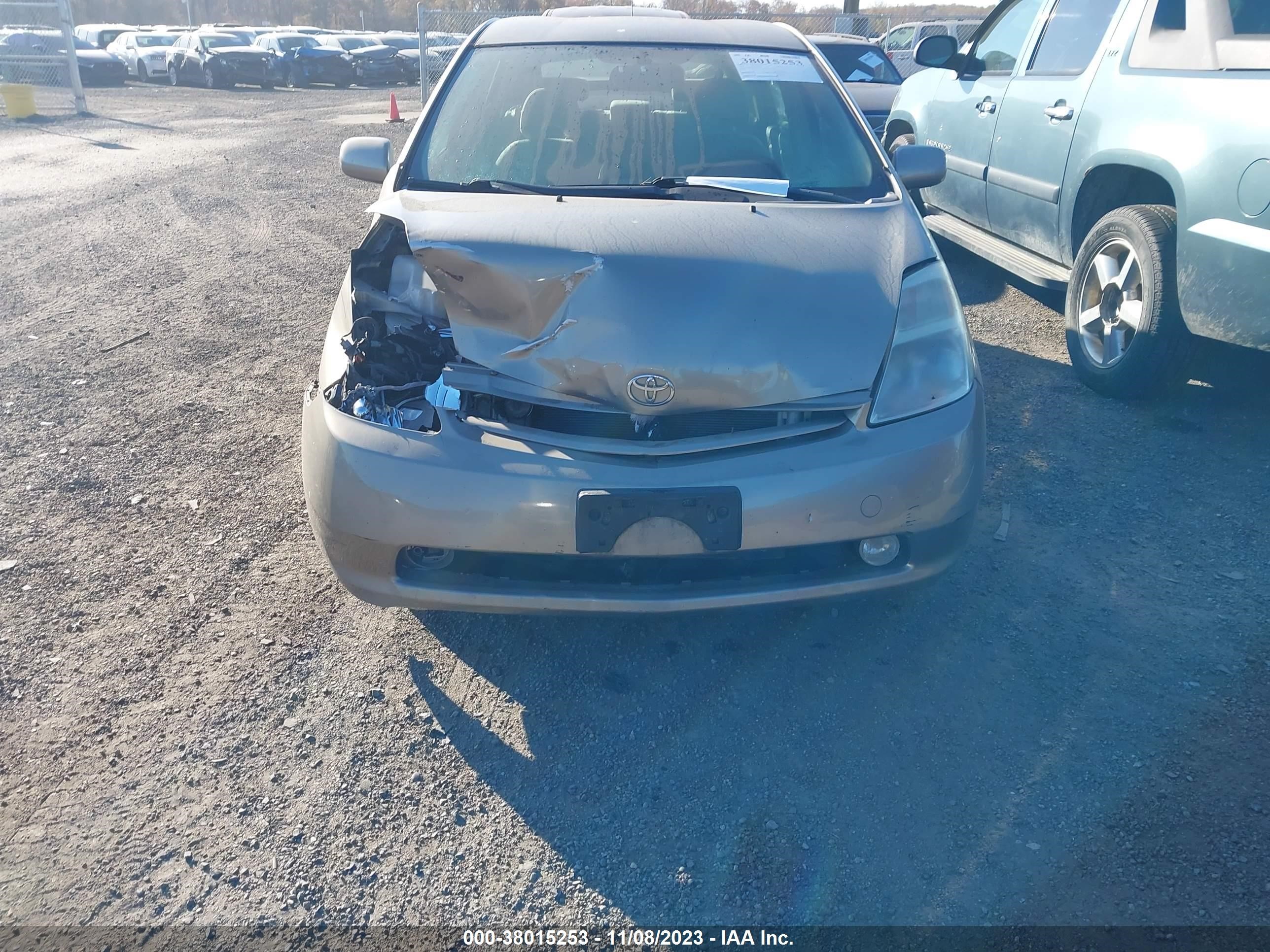 Photo 11 VIN: 2HGFA1F93AH515317 - TOYOTA PRIUS 