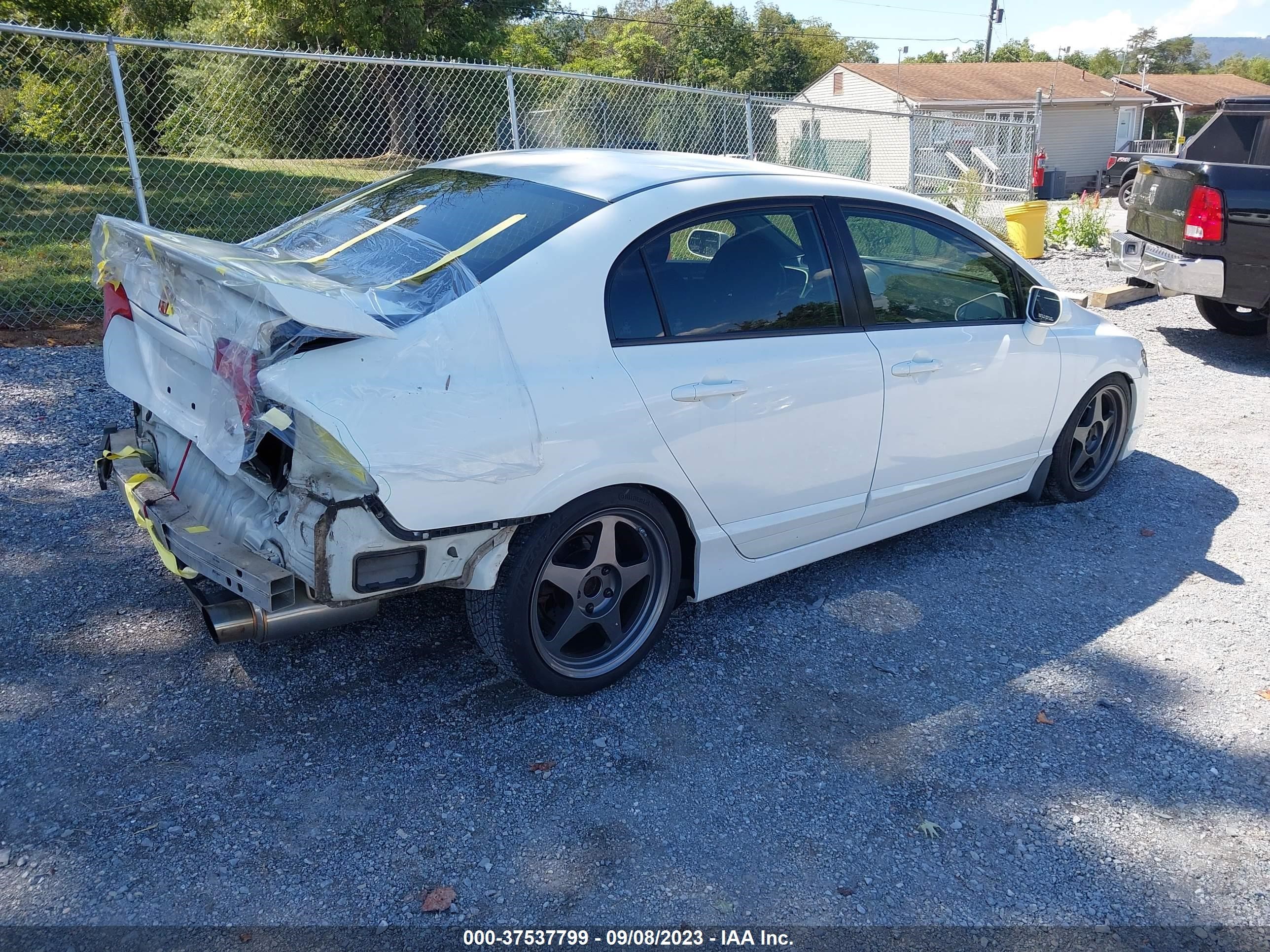 Photo 3 VIN: 2HGFA55559H704861 - HONDA CIVIC 