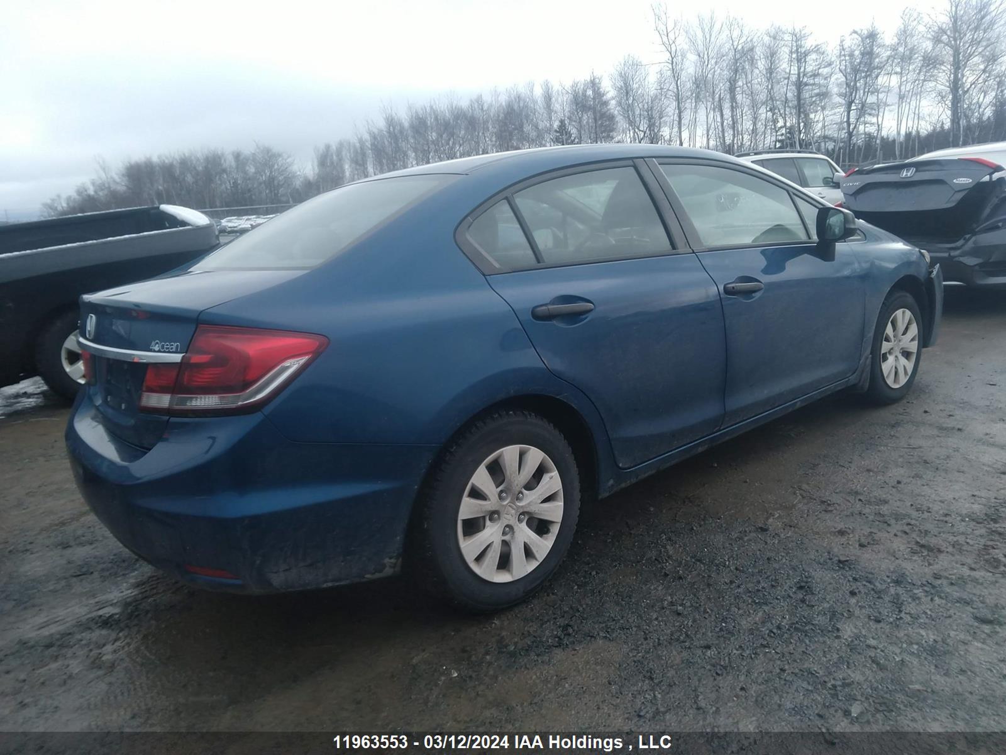 Photo 3 VIN: 2HGFB2E25DH017356 - HONDA CIVIC 