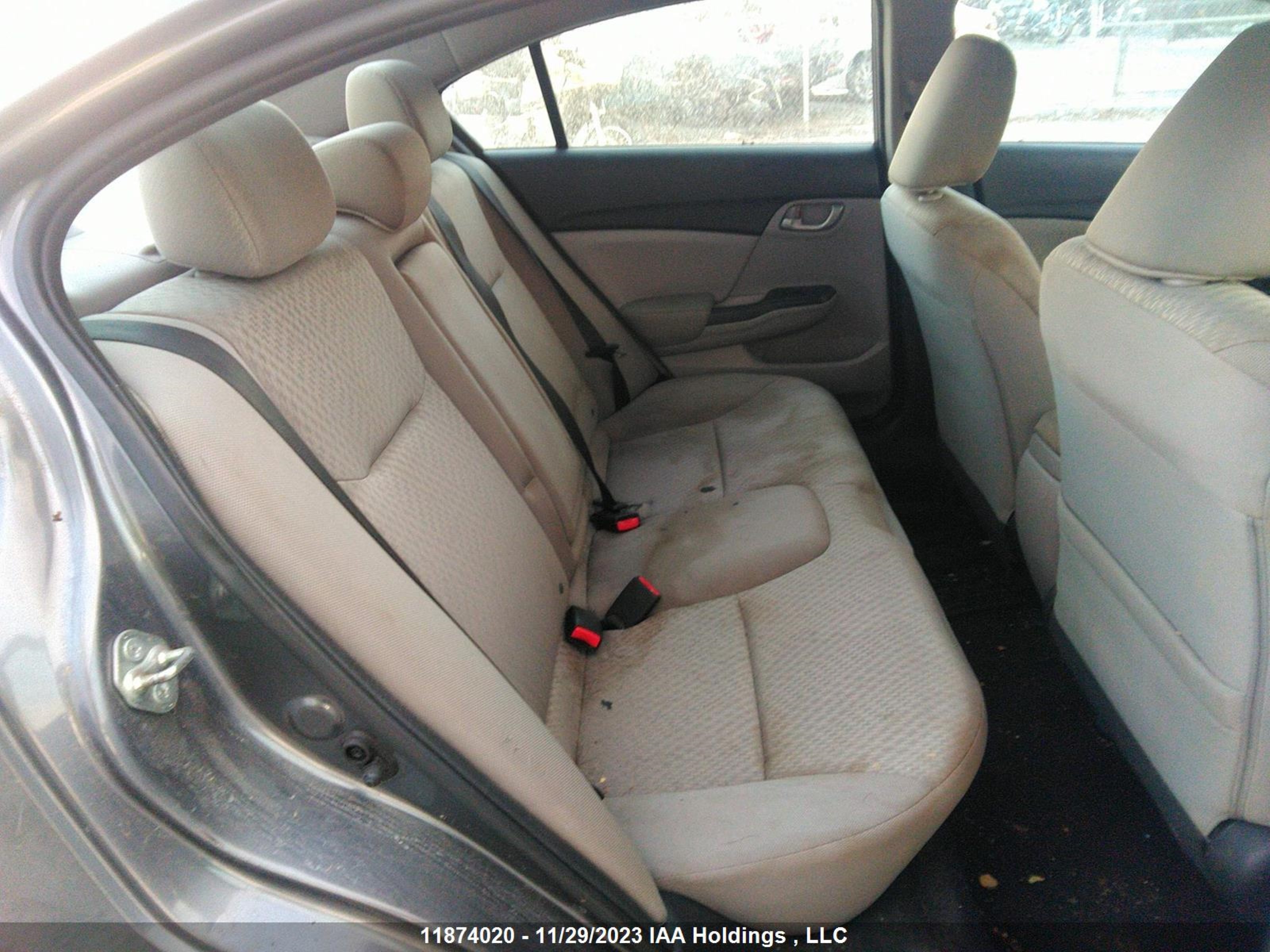 Photo 7 VIN: 2HGFB2E46FH024014 - HONDA CIVIC 