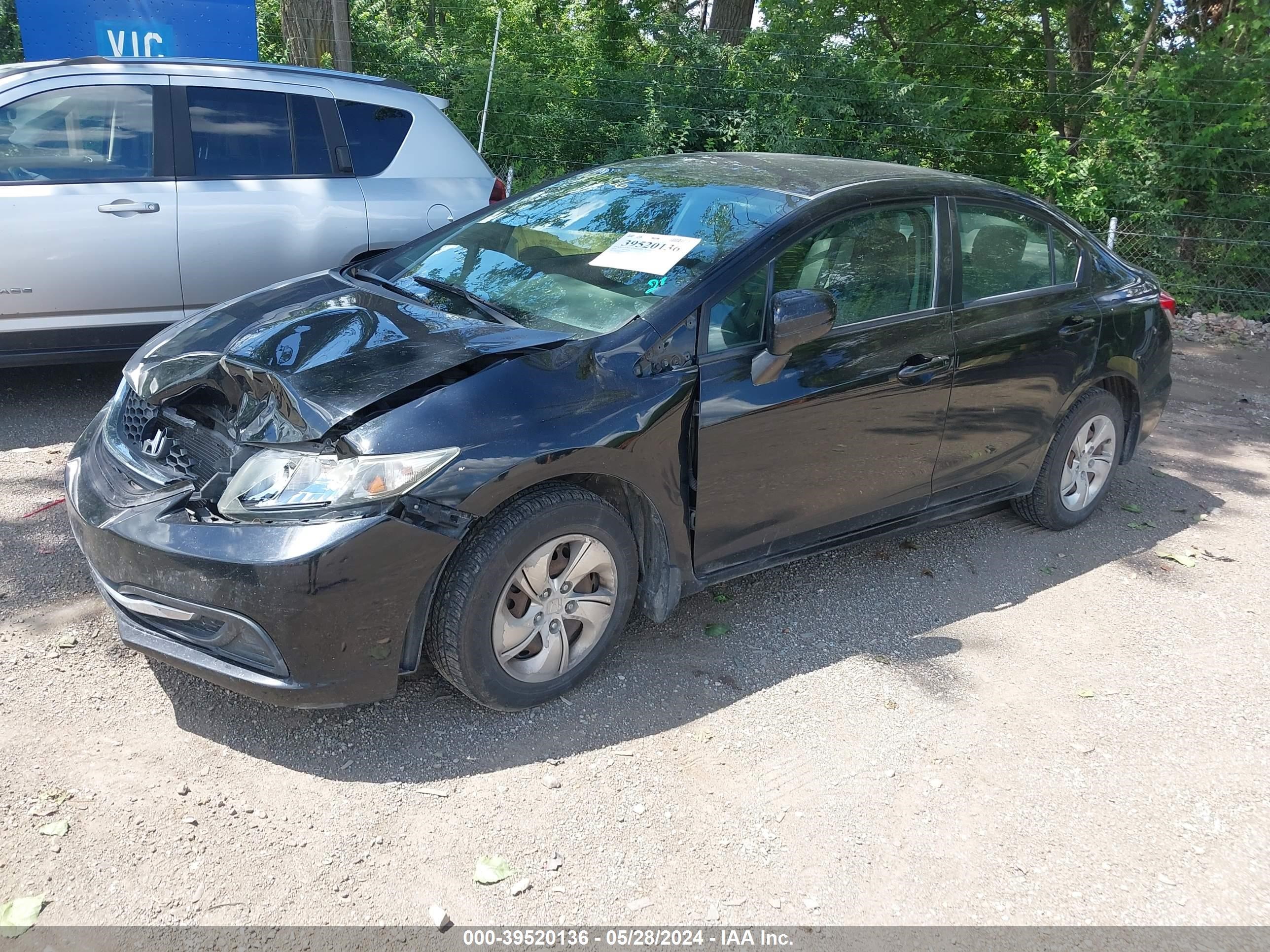 Photo 1 VIN: 2HGFB2E50EH532745 - HONDA CIVIC 