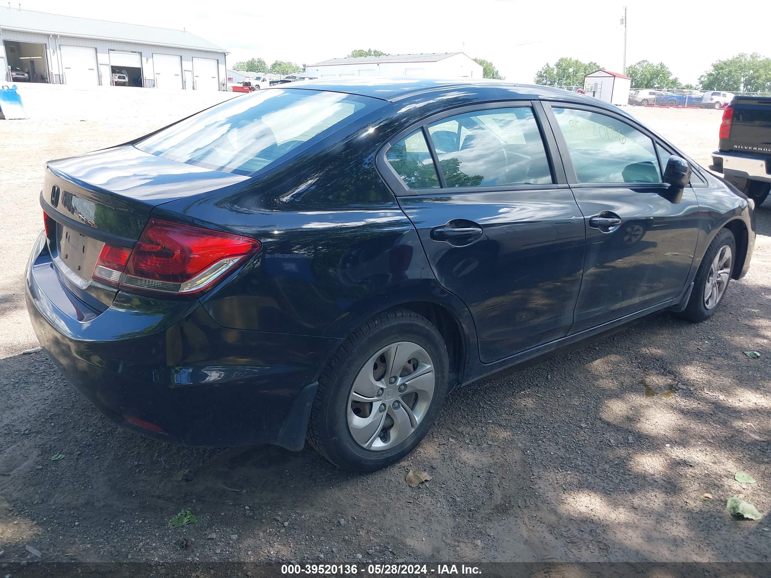 Photo 3 VIN: 2HGFB2E50EH532745 - HONDA CIVIC 