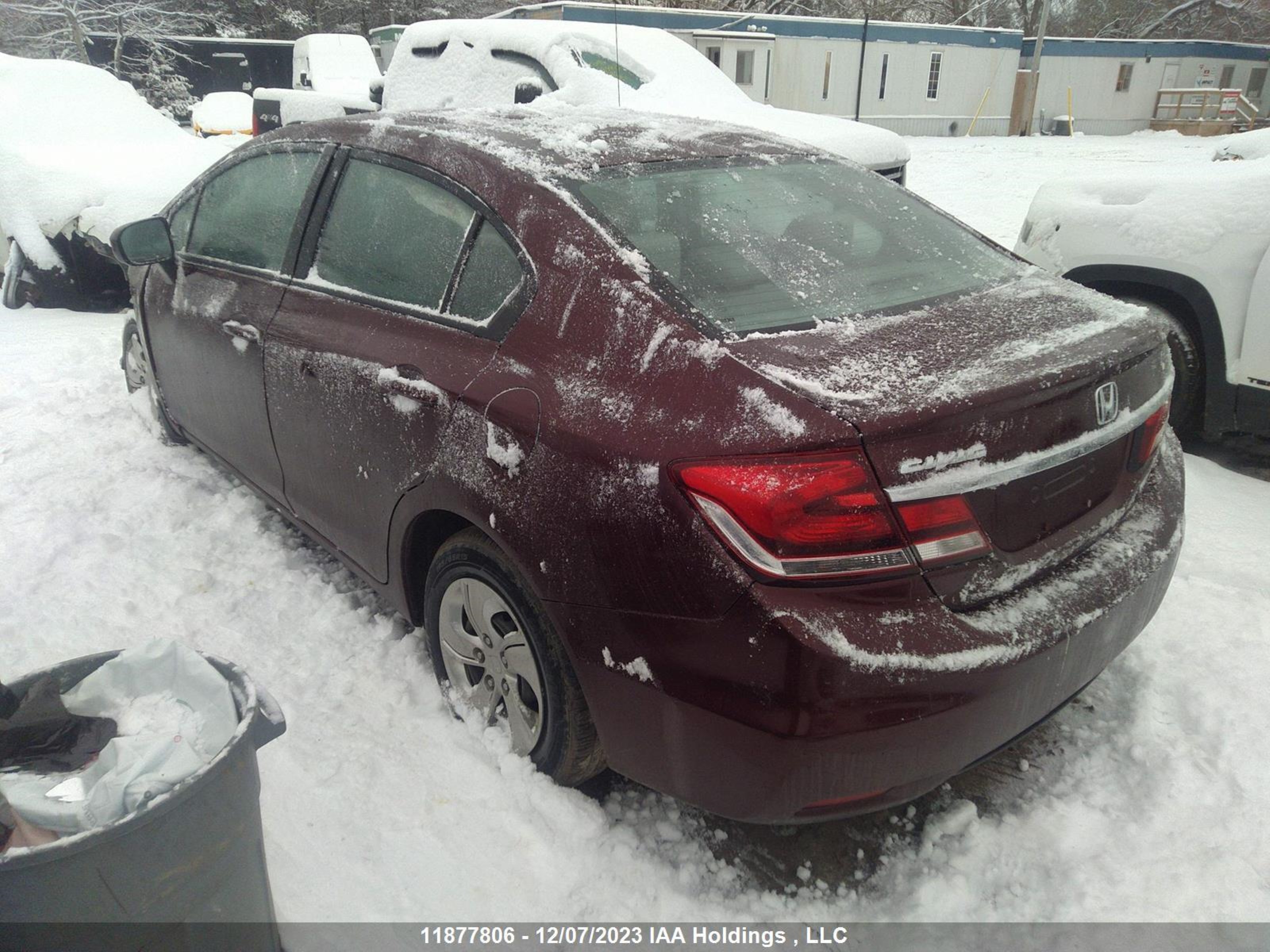 Photo 2 VIN: 2HGFB2F43FH010750 - HONDA CIVIC 