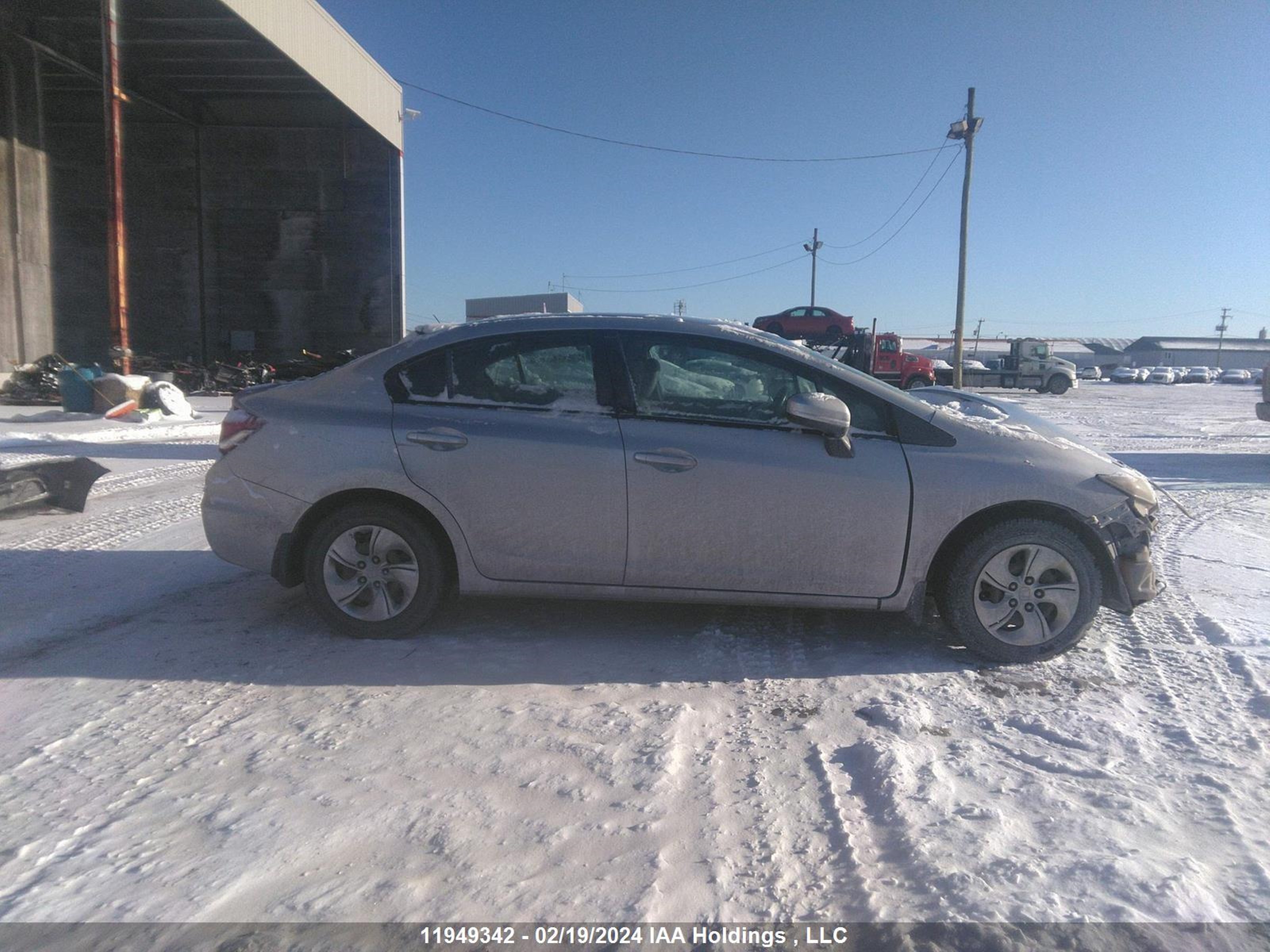 Photo 13 VIN: 2HGFB2F43FH040413 - HONDA CIVIC 