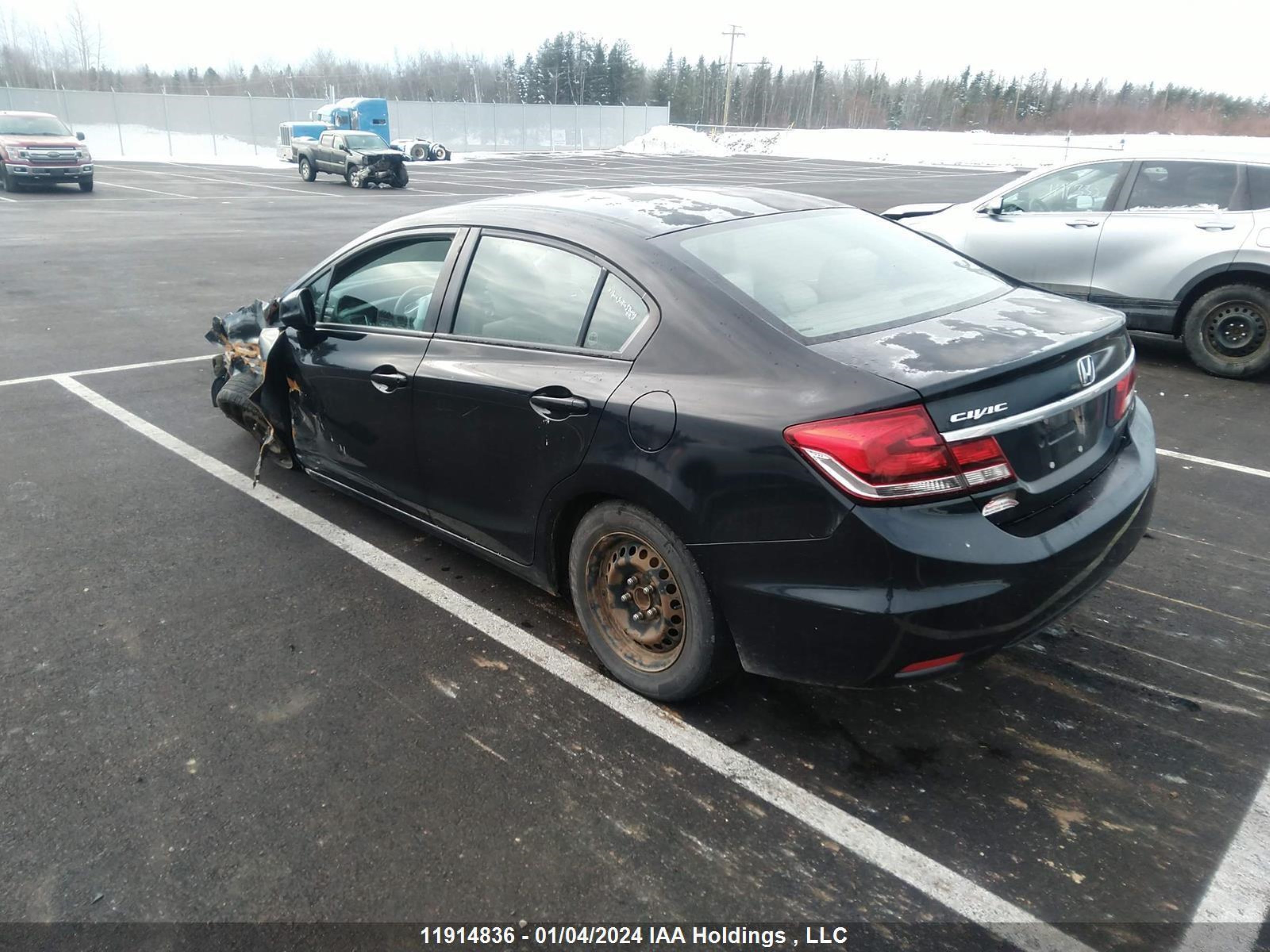 Photo 2 VIN: 2HGFB2F44DH006977 - HONDA CIVIC 