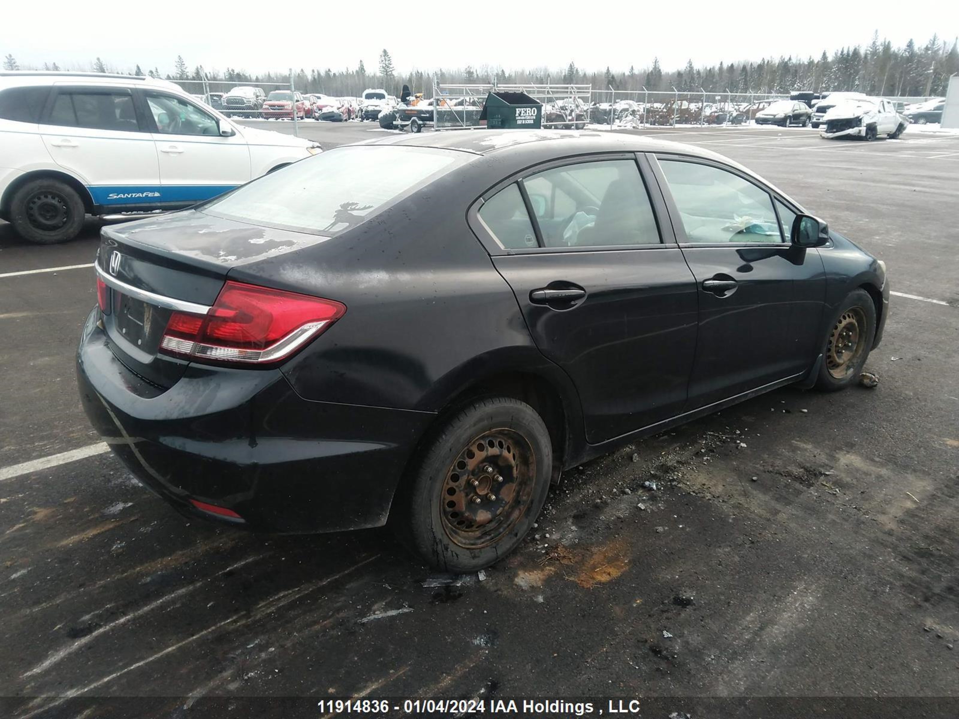 Photo 3 VIN: 2HGFB2F44DH006977 - HONDA CIVIC 