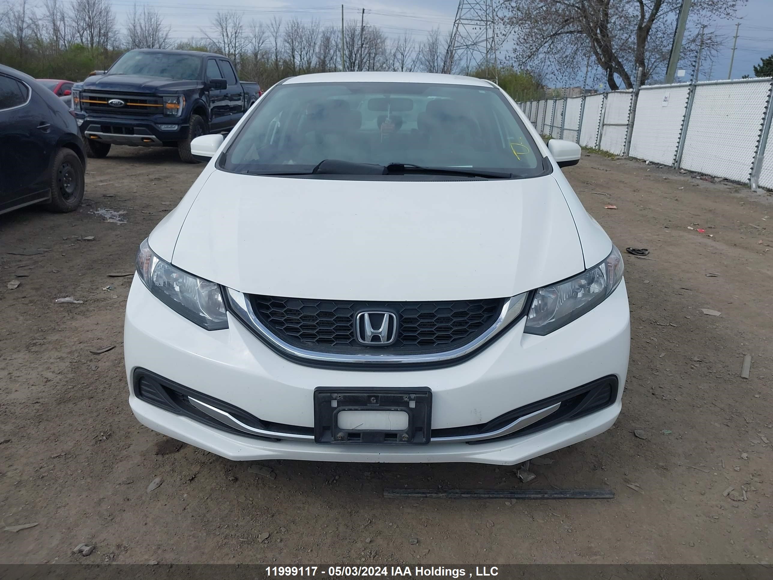 Photo 11 VIN: 2HGFB2F45FH022091 - HONDA CIVIC 