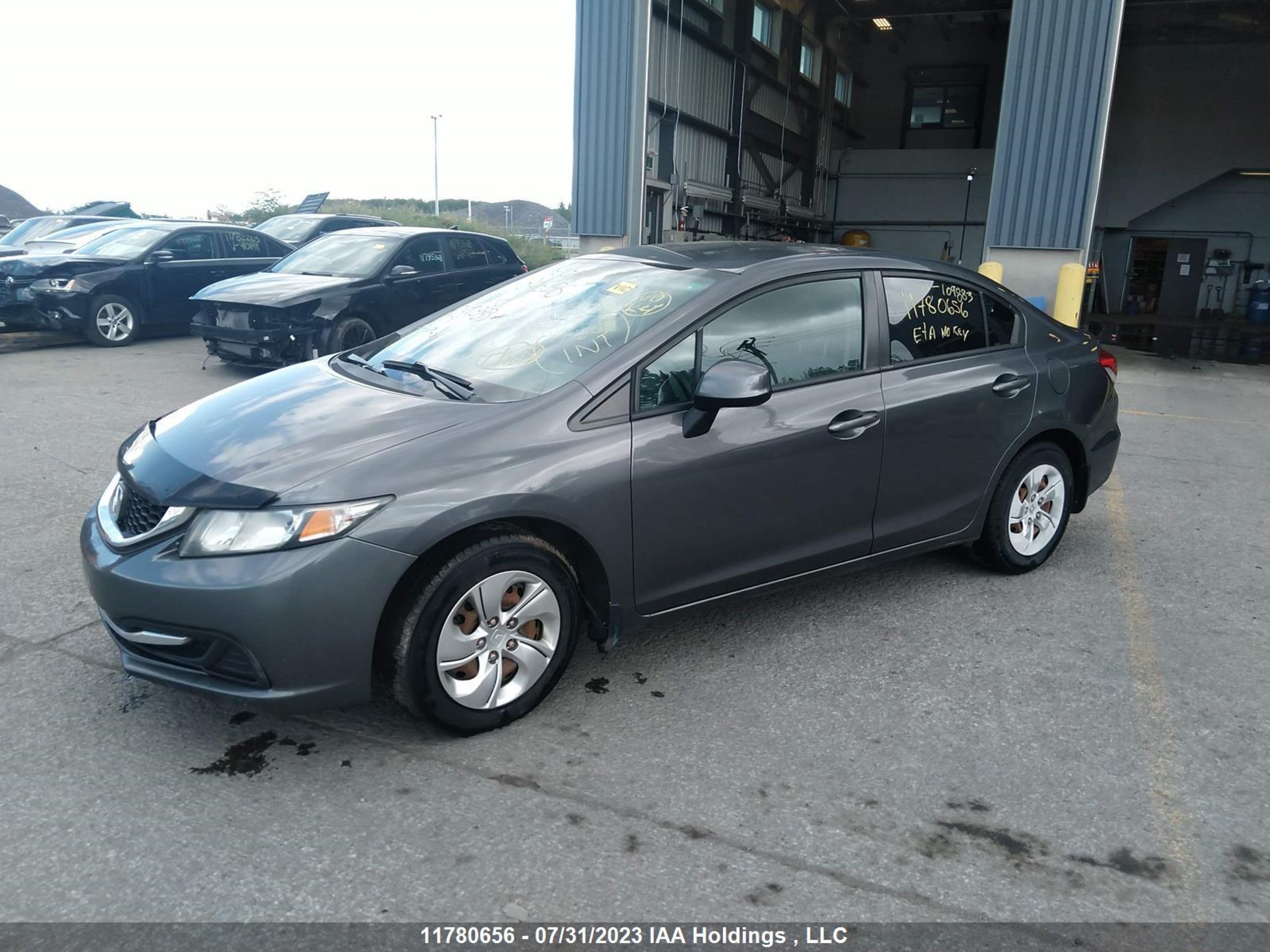 Photo 1 VIN: 2HGFB2F46DH109883 - HONDA CIVIC 