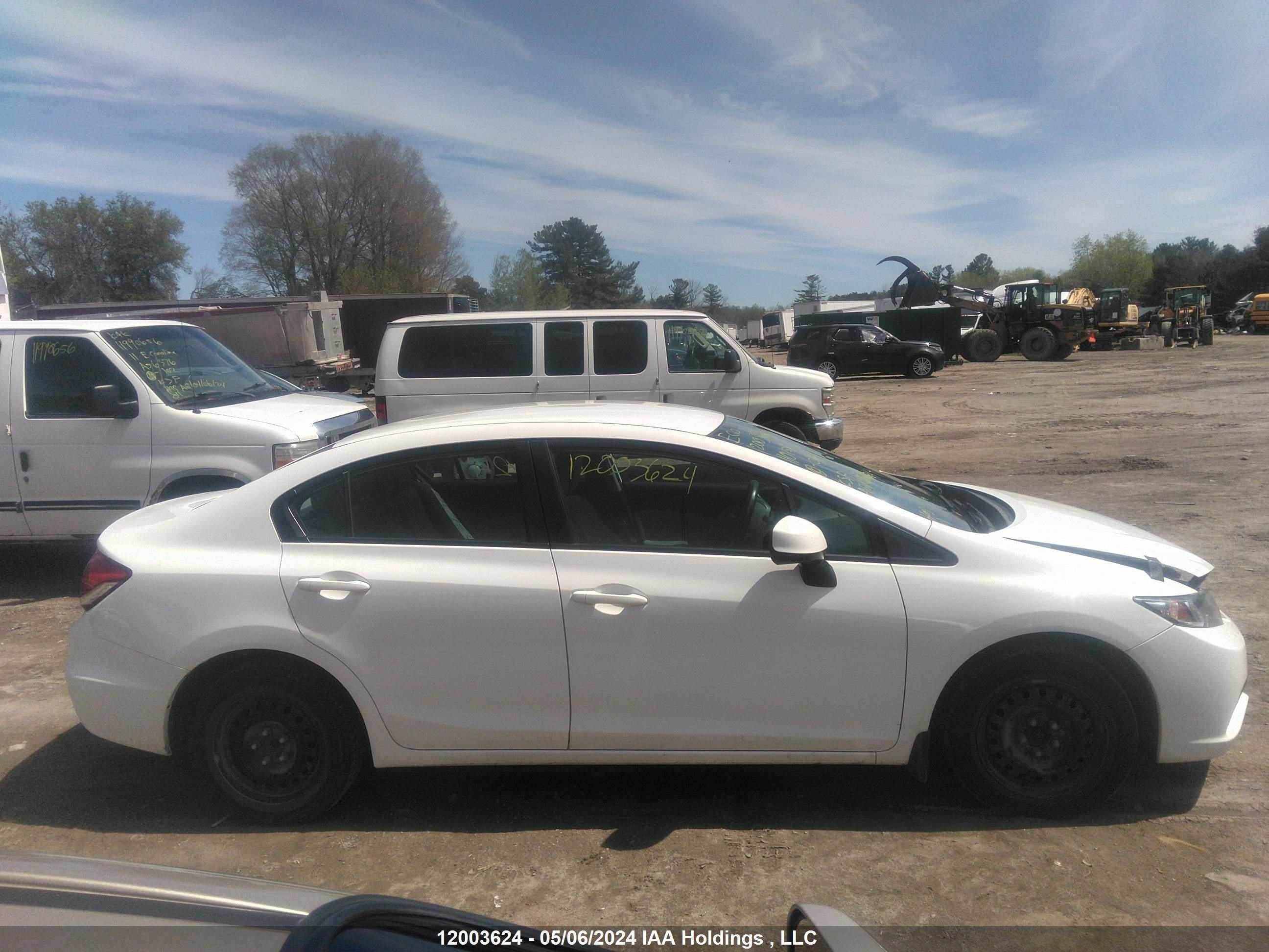 Photo 13 VIN: 2HGFB2F46DH110158 - HONDA CIVIC 