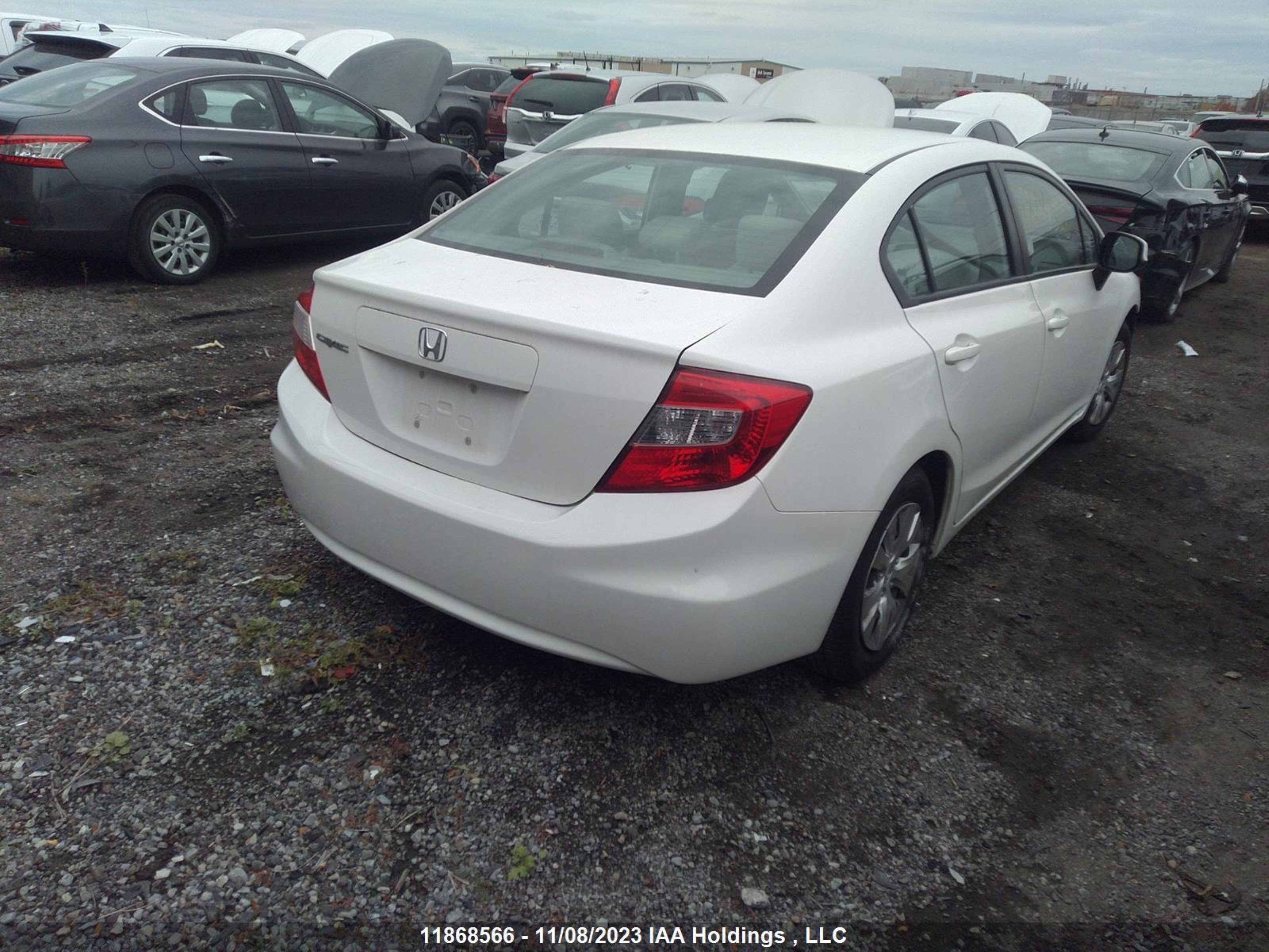 Photo 3 VIN: 2HGFB2F47CH051801 - HONDA CIVIC 