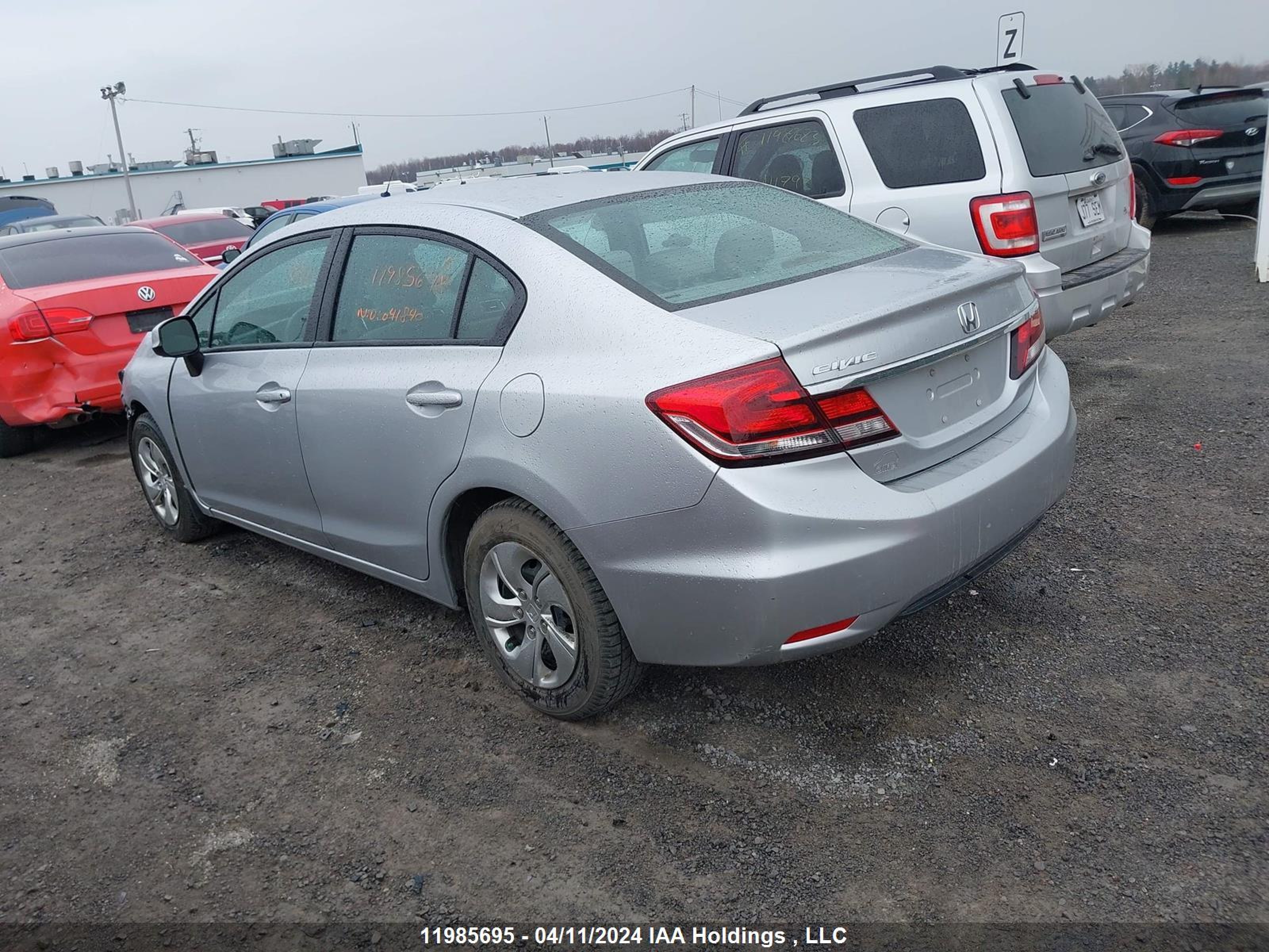 Photo 2 VIN: 2HGFB2F49DH041840 - HONDA CIVIC 