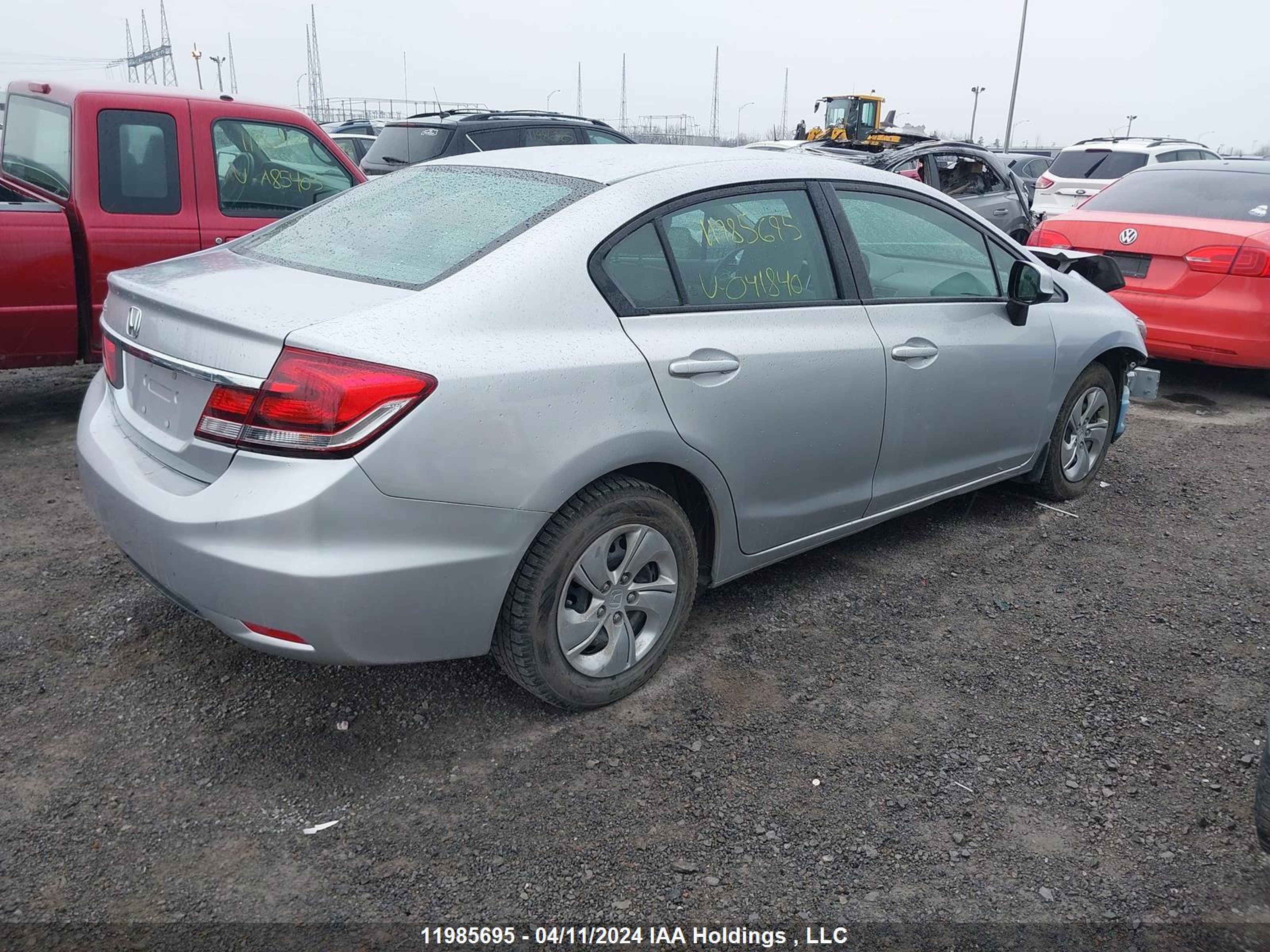 Photo 3 VIN: 2HGFB2F49DH041840 - HONDA CIVIC 