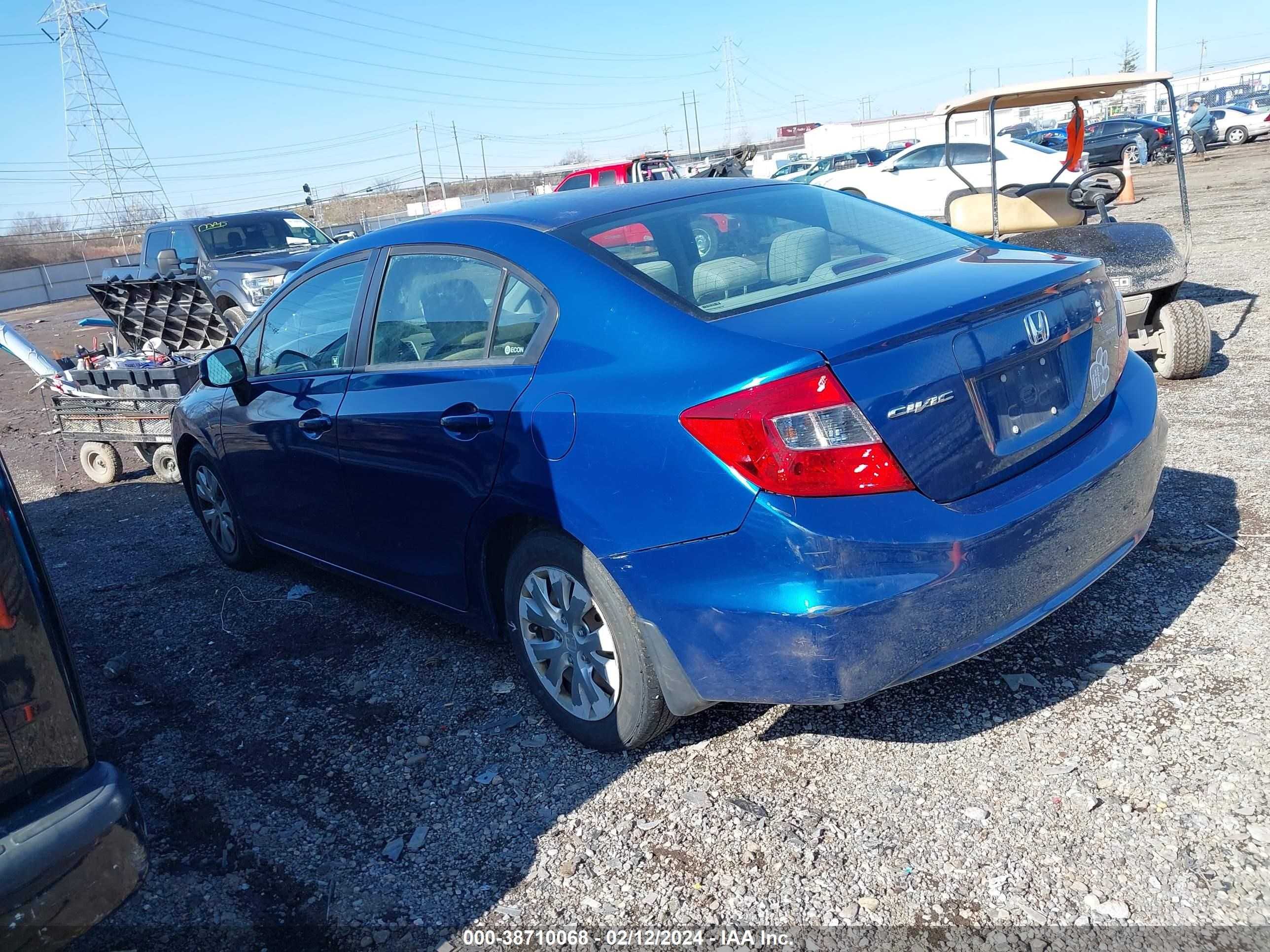 Photo 2 VIN: 2HGFB2F50CH511020 - HONDA CIVIC 