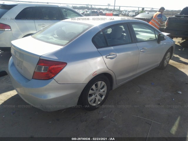 Photo 3 VIN: 2HGFB2F50CH556121 - HONDA CIVIC SDN 