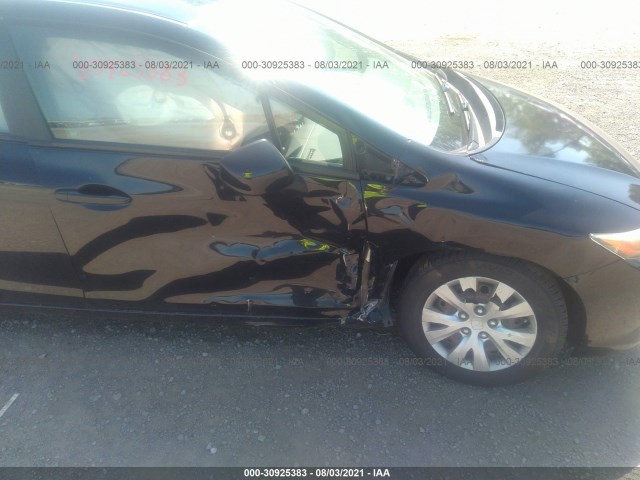 Photo 5 VIN: 2HGFB2F50CH602711 - HONDA CIVIC SDN 