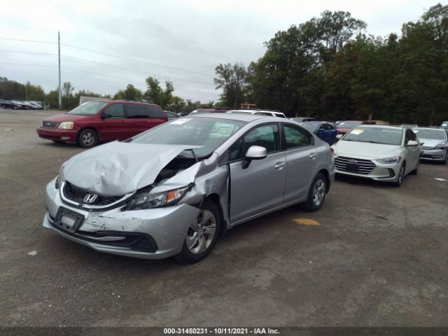 Photo 1 VIN: 2HGFB2F50DH587435 - HONDA CIVIC SDN 