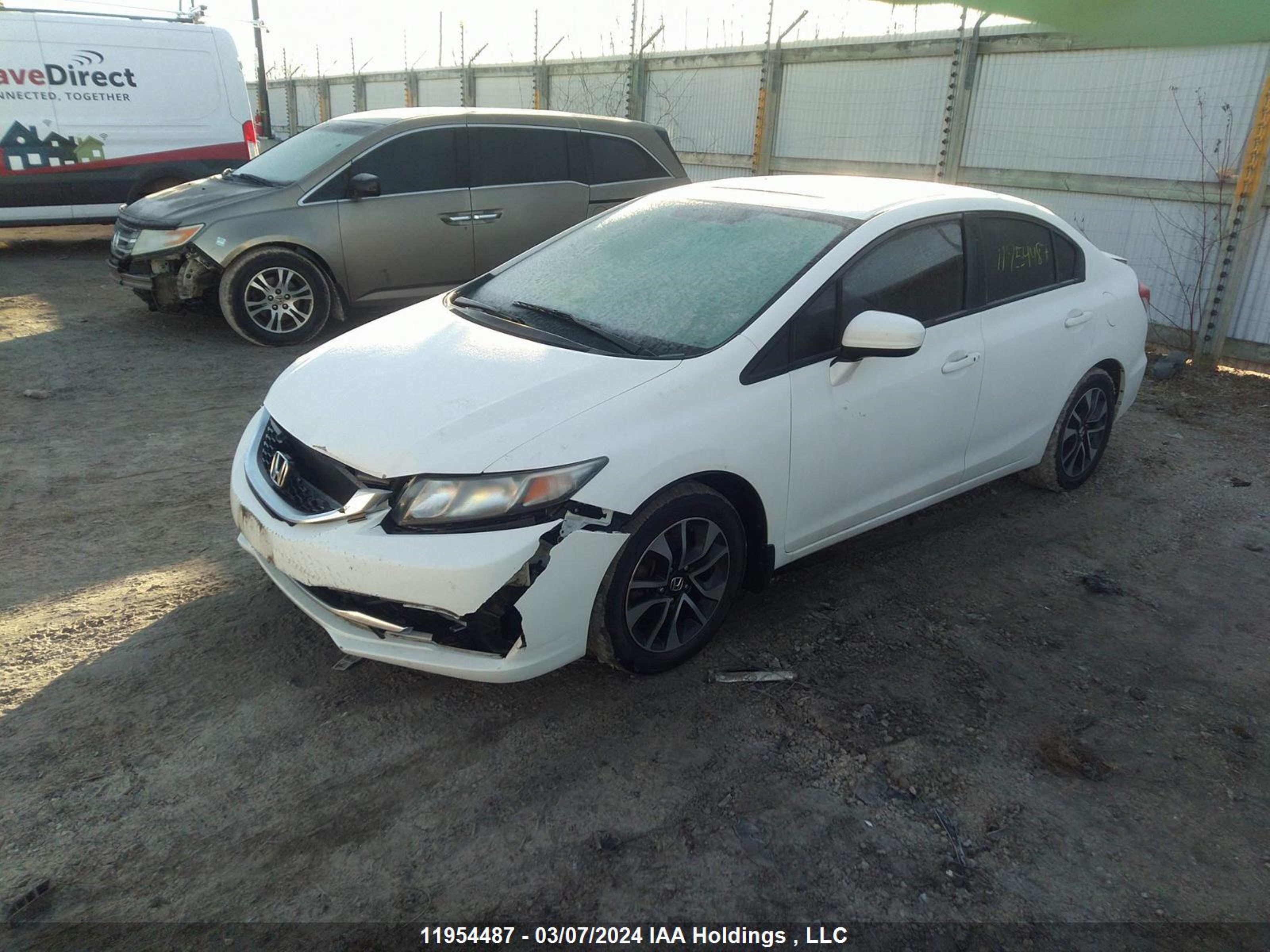 Photo 1 VIN: 2HGFB2F50FH028406 - HONDA CIVIC 