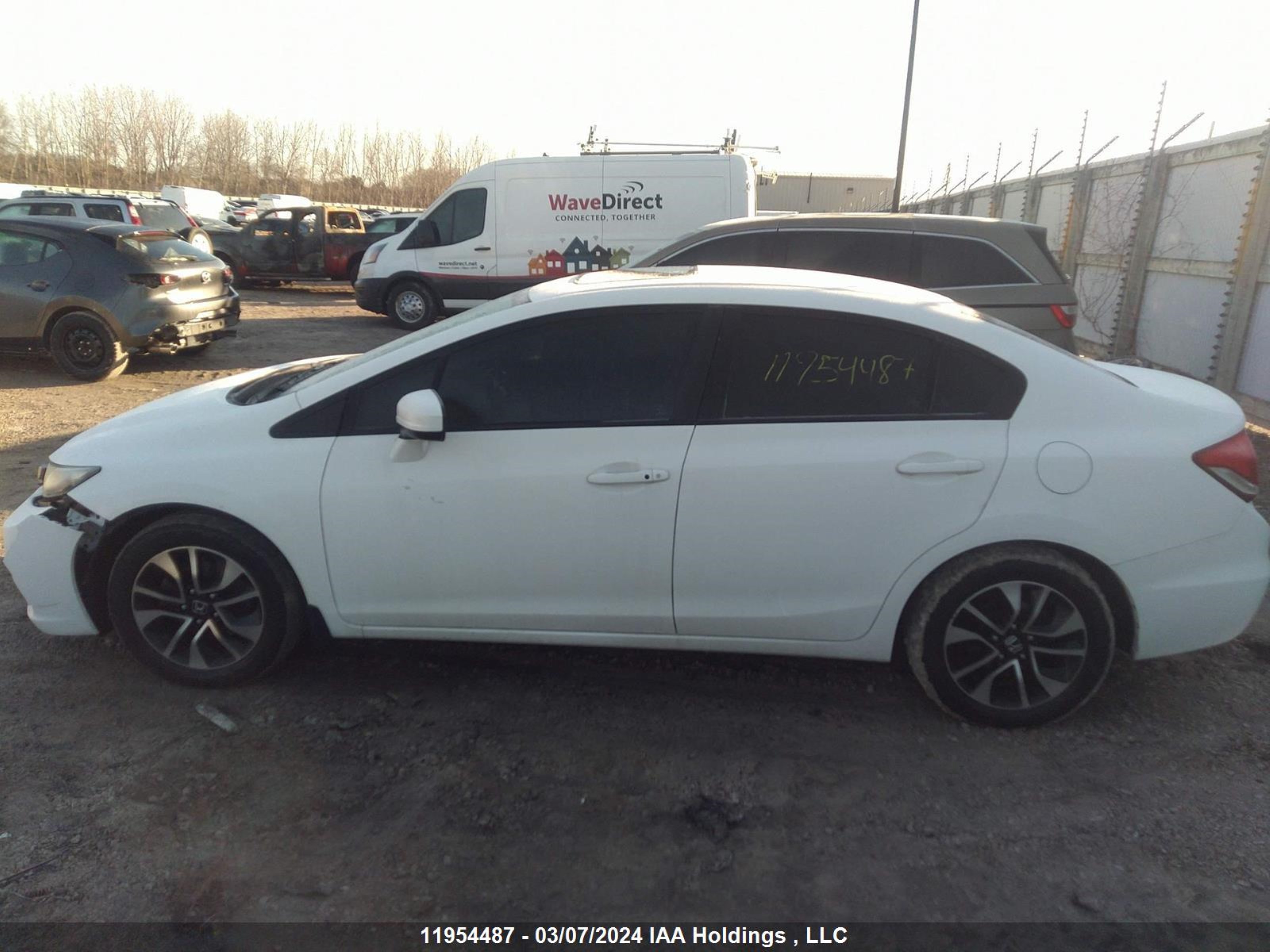 Photo 13 VIN: 2HGFB2F50FH028406 - HONDA CIVIC 