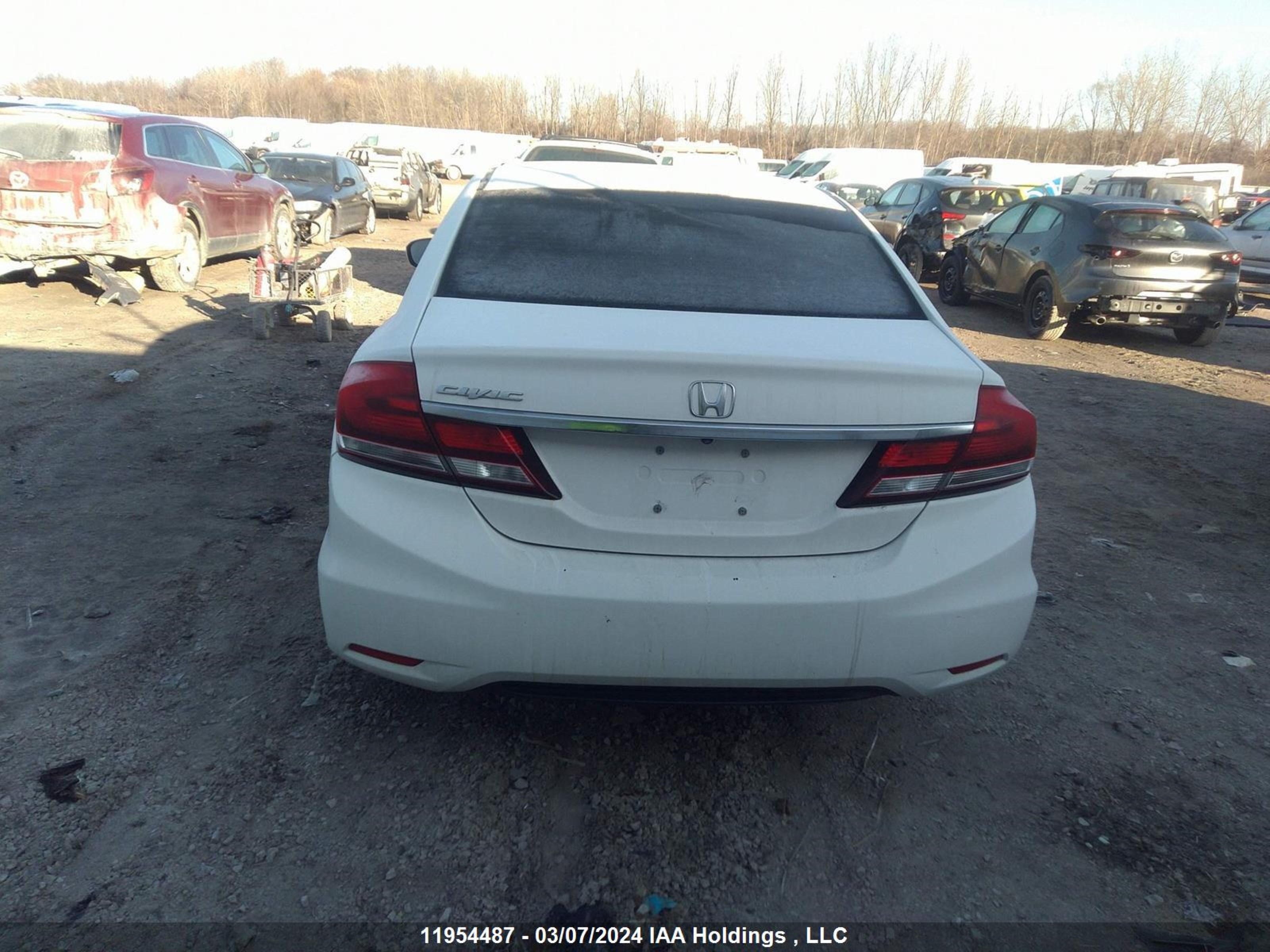 Photo 15 VIN: 2HGFB2F50FH028406 - HONDA CIVIC 