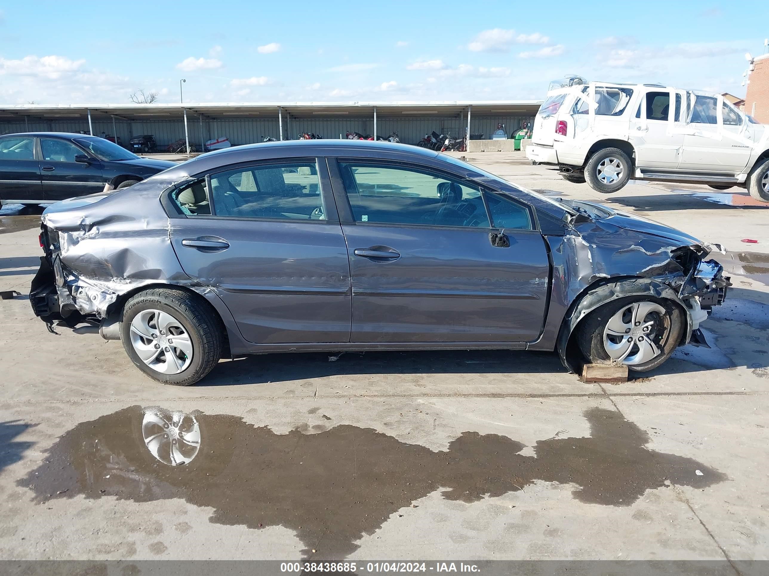 Photo 13 VIN: 2HGFB2F50FH521289 - HONDA CIVIC 