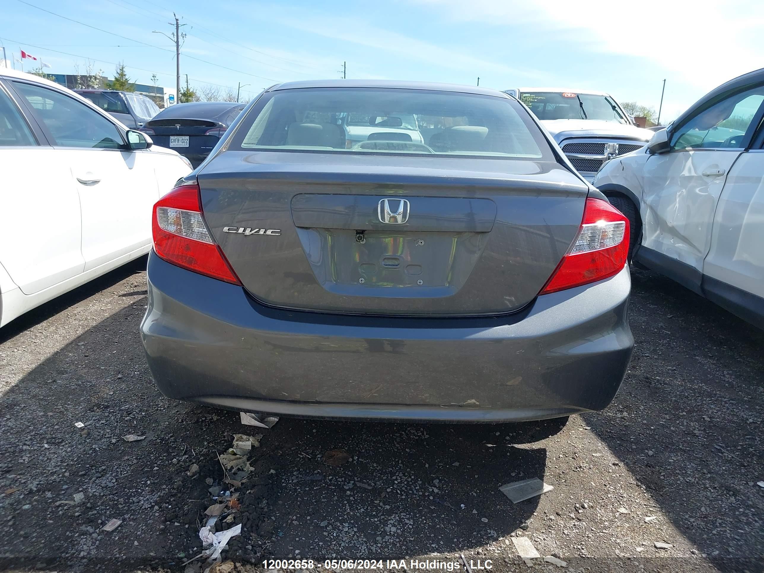 Photo 15 VIN: 2HGFB2F51CH115128 - HONDA CIVIC 