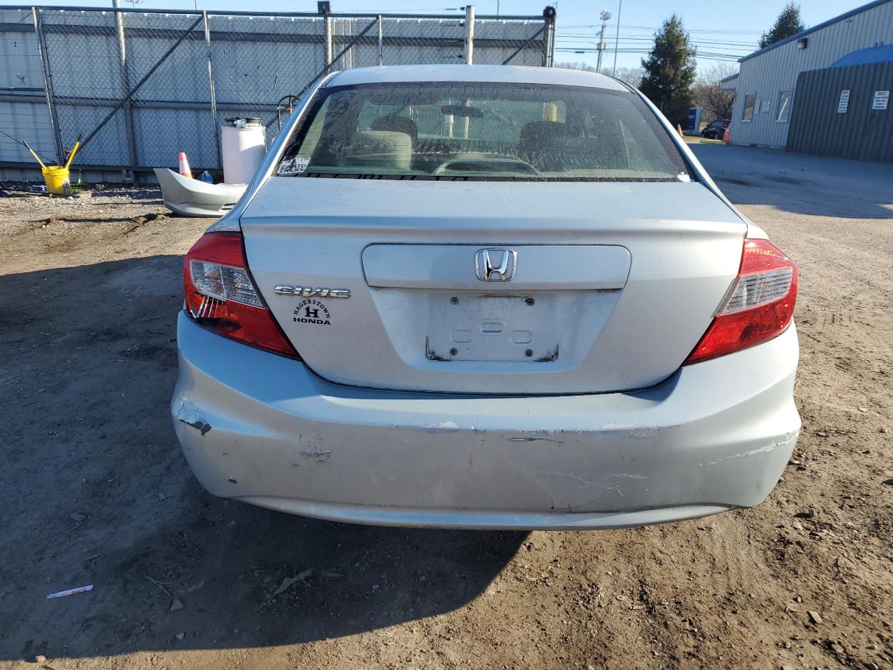 Photo 5 VIN: 2HGFB2F51CH597857 - HONDA CIVIC 