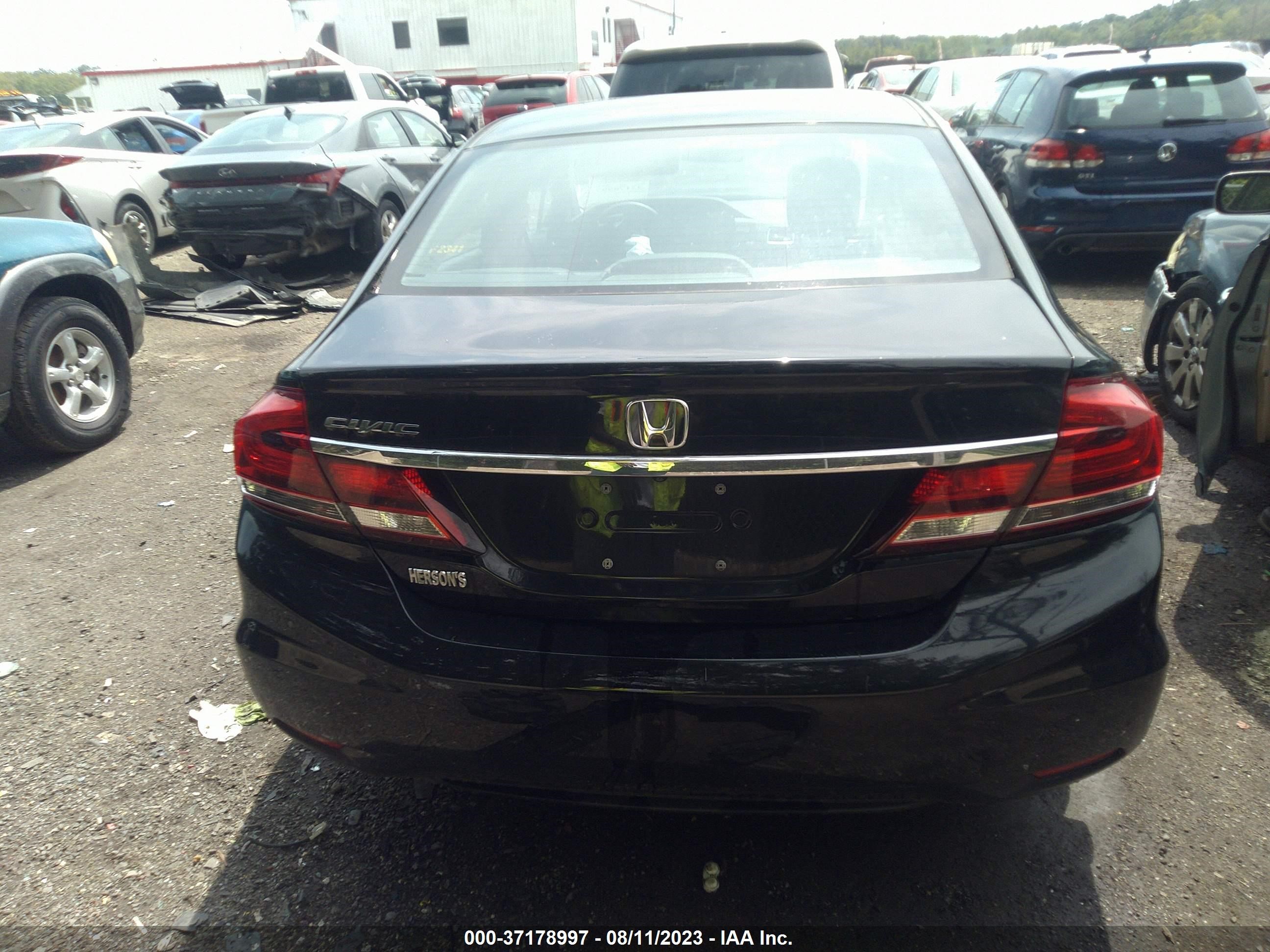 Photo 15 VIN: 2HGFB2F51DH584317 - HONDA CIVIC 