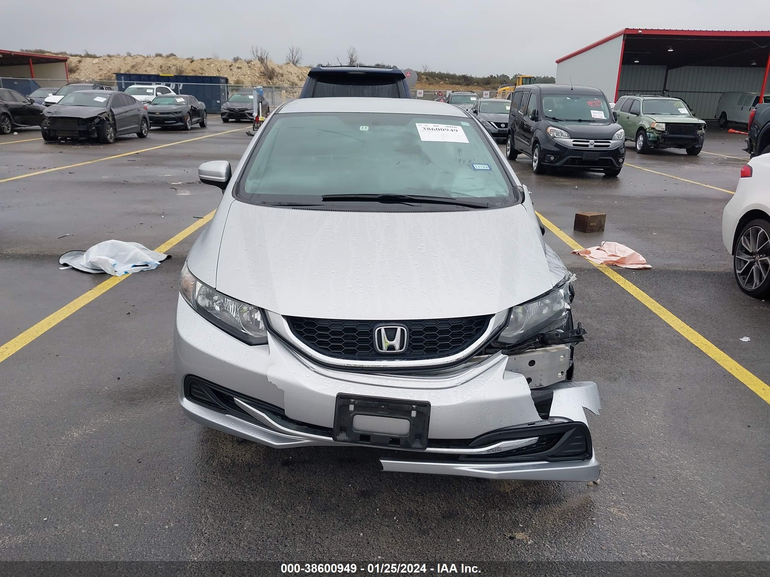 Photo 11 VIN: 2HGFB2F51EH514737 - HONDA CIVIC 