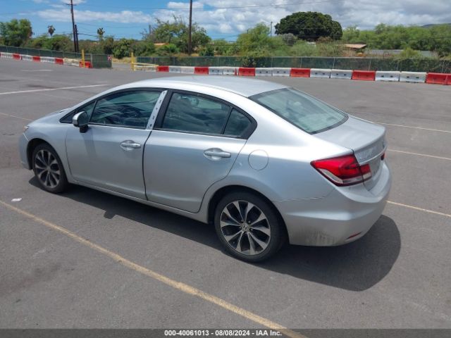 Photo 2 VIN: 2HGFB2F51FH557783 - HONDA CIVIC 