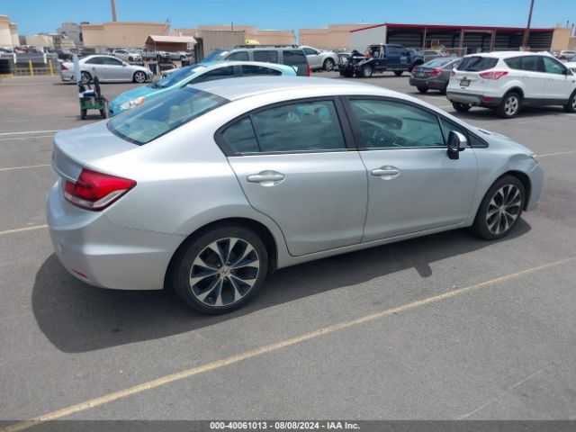 Photo 3 VIN: 2HGFB2F51FH557783 - HONDA CIVIC 