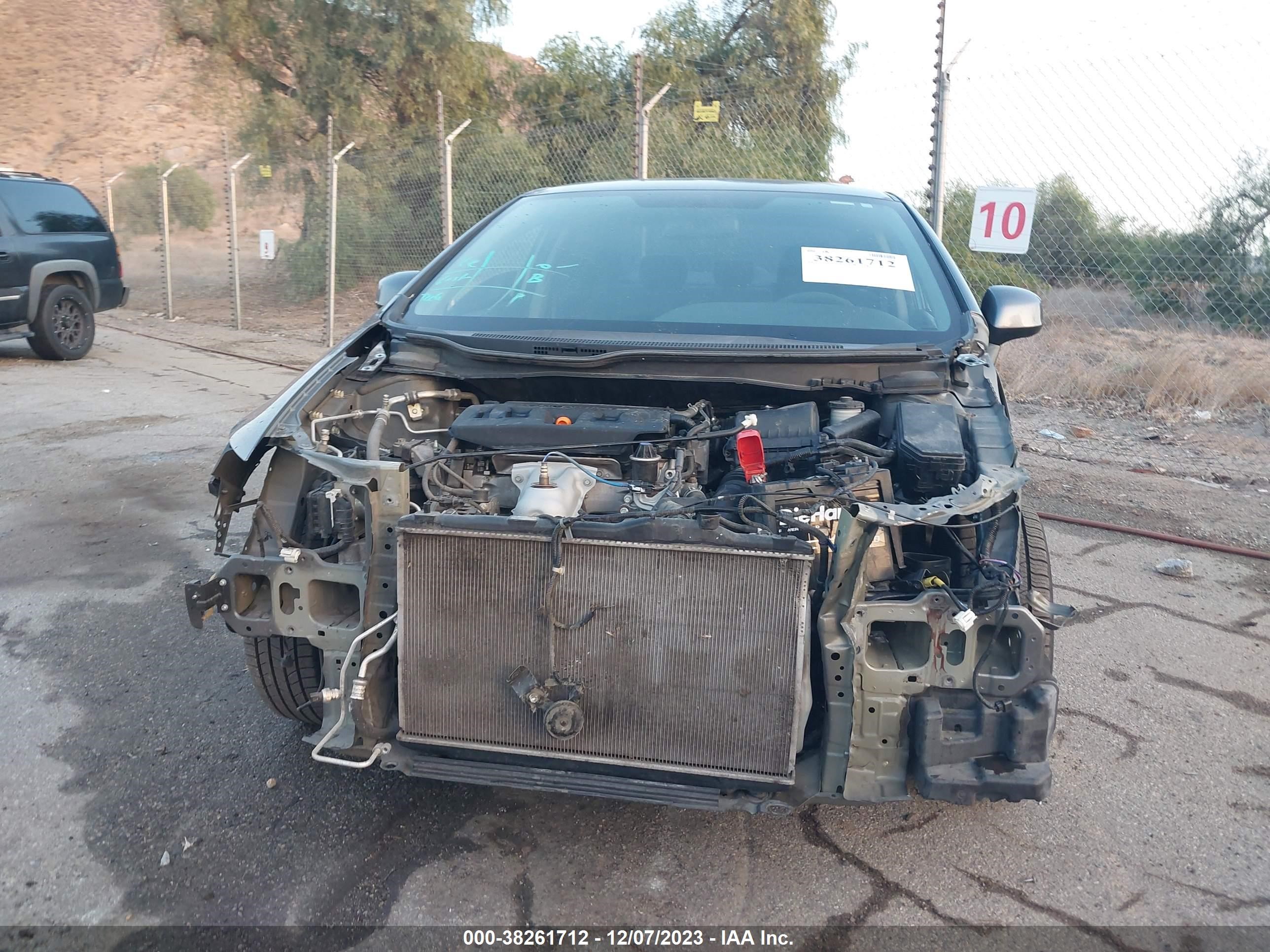 Photo 12 VIN: 2HGFB2F52CH313345 - HONDA CIVIC 