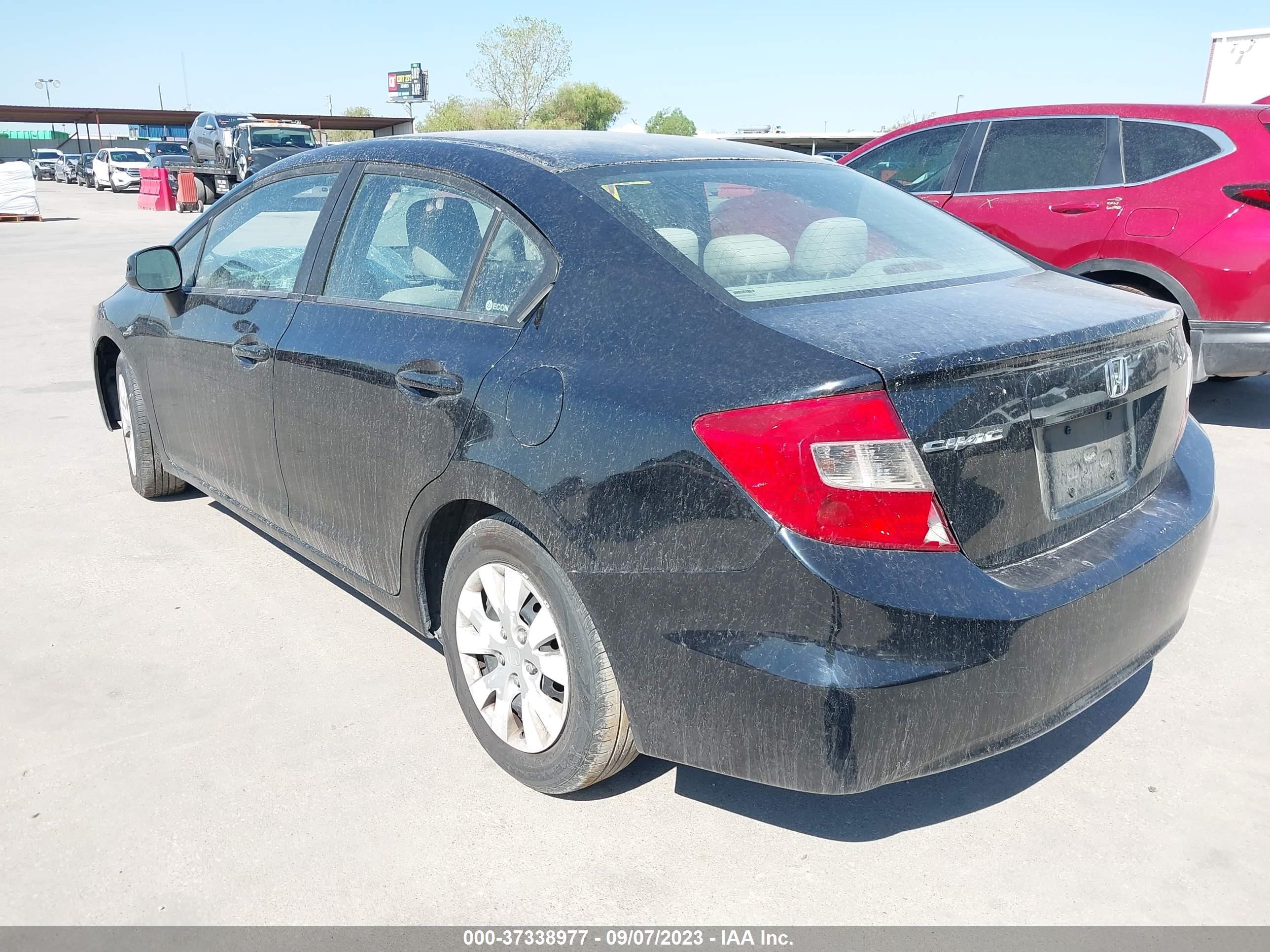 Photo 2 VIN: 2HGFB2F52CH593252 - HONDA CIVIC 