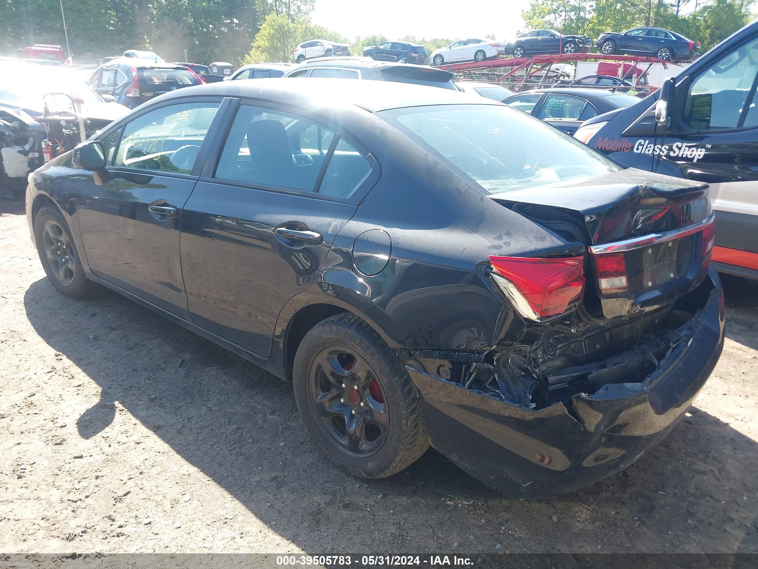 Photo 2 VIN: 2HGFB2F52DH525101 - HONDA CIVIC 