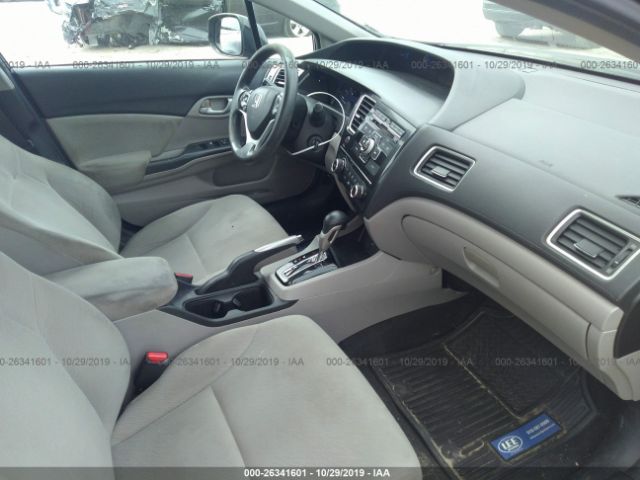 Photo 4 VIN: 2HGFB2F52DH561533 - HONDA CIVIC SDN 