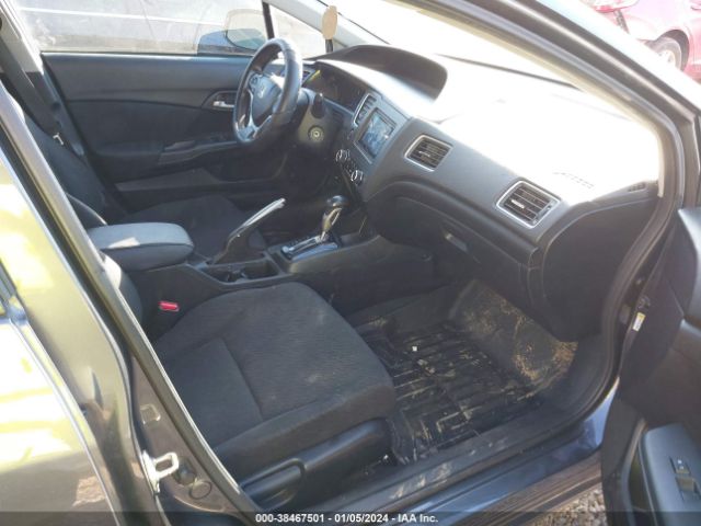 Photo 4 VIN: 2HGFB2F52DH571723 - HONDA CIVIC 