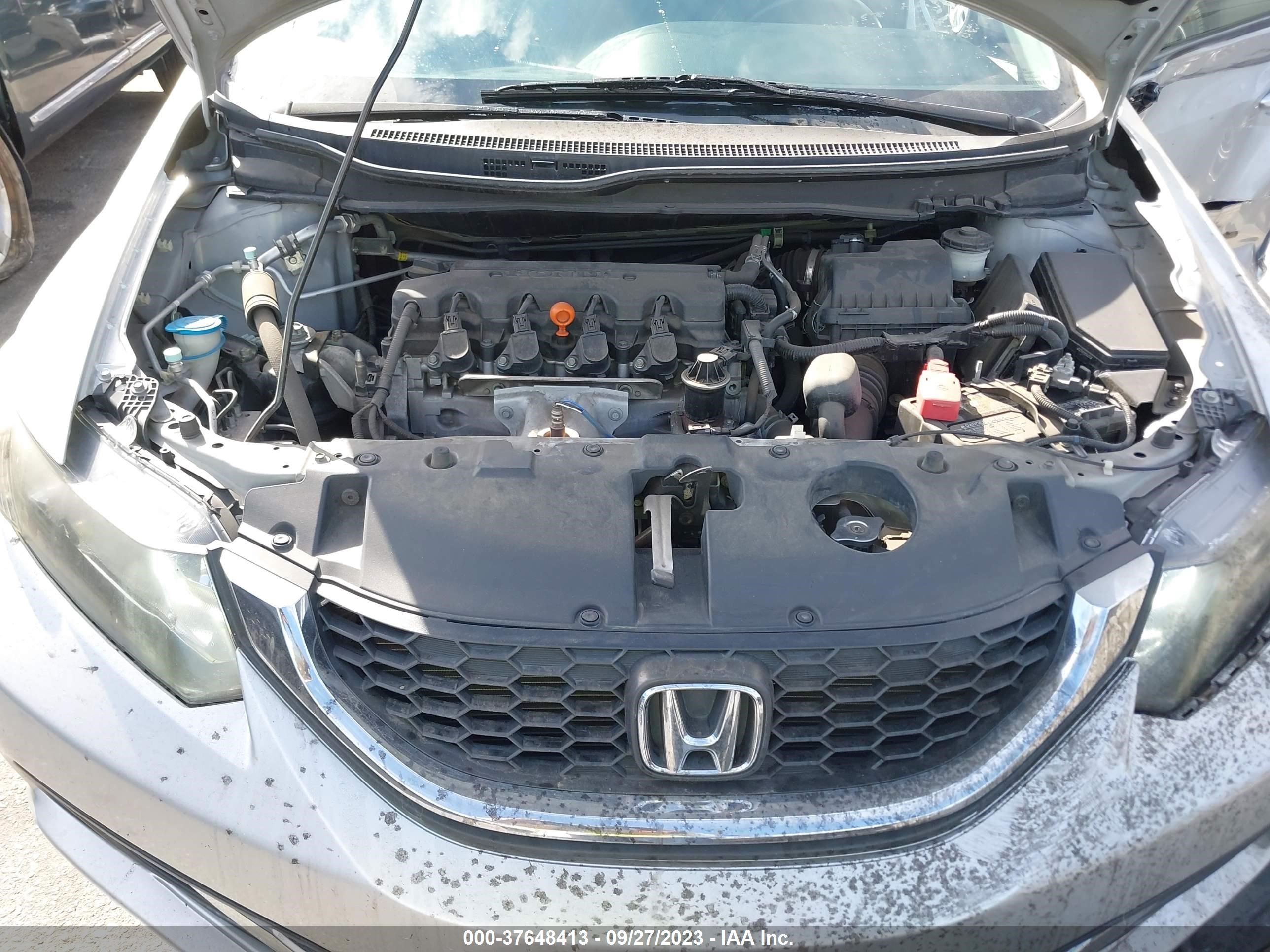 Photo 9 VIN: 2HGFB2F52FH549840 - HONDA CIVIC 