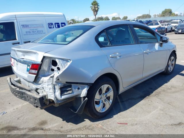 Photo 3 VIN: 2HGFB2F52FH551085 - HONDA CIVIC 