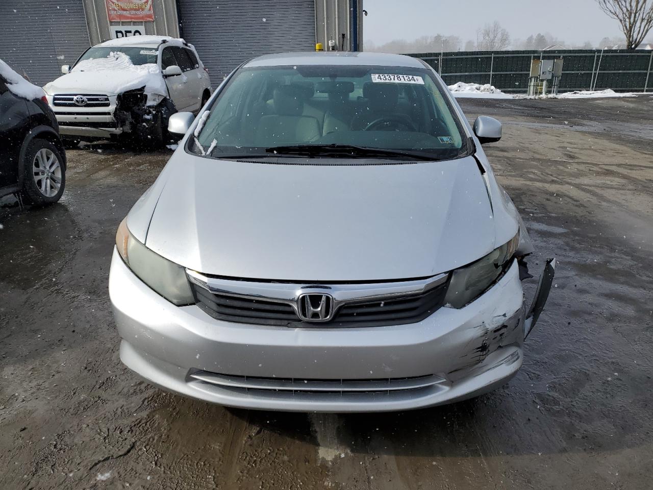 Photo 4 VIN: 2HGFB2F53CH310261 - HONDA CIVIC 