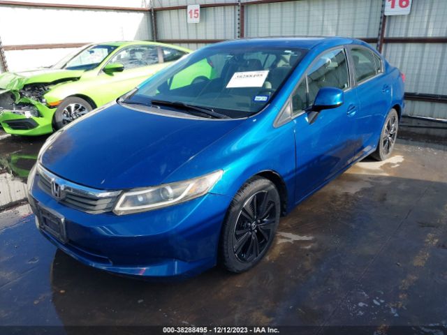 Photo 1 VIN: 2HGFB2F53CH535702 - HONDA CIVIC SDN 