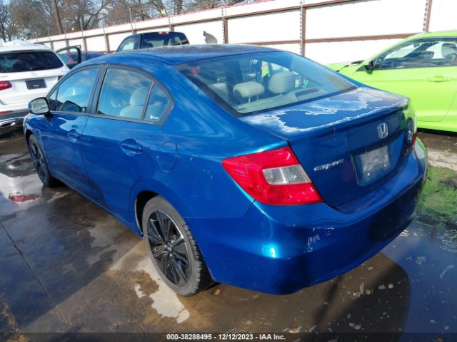 Photo 2 VIN: 2HGFB2F53CH535702 - HONDA CIVIC SDN 