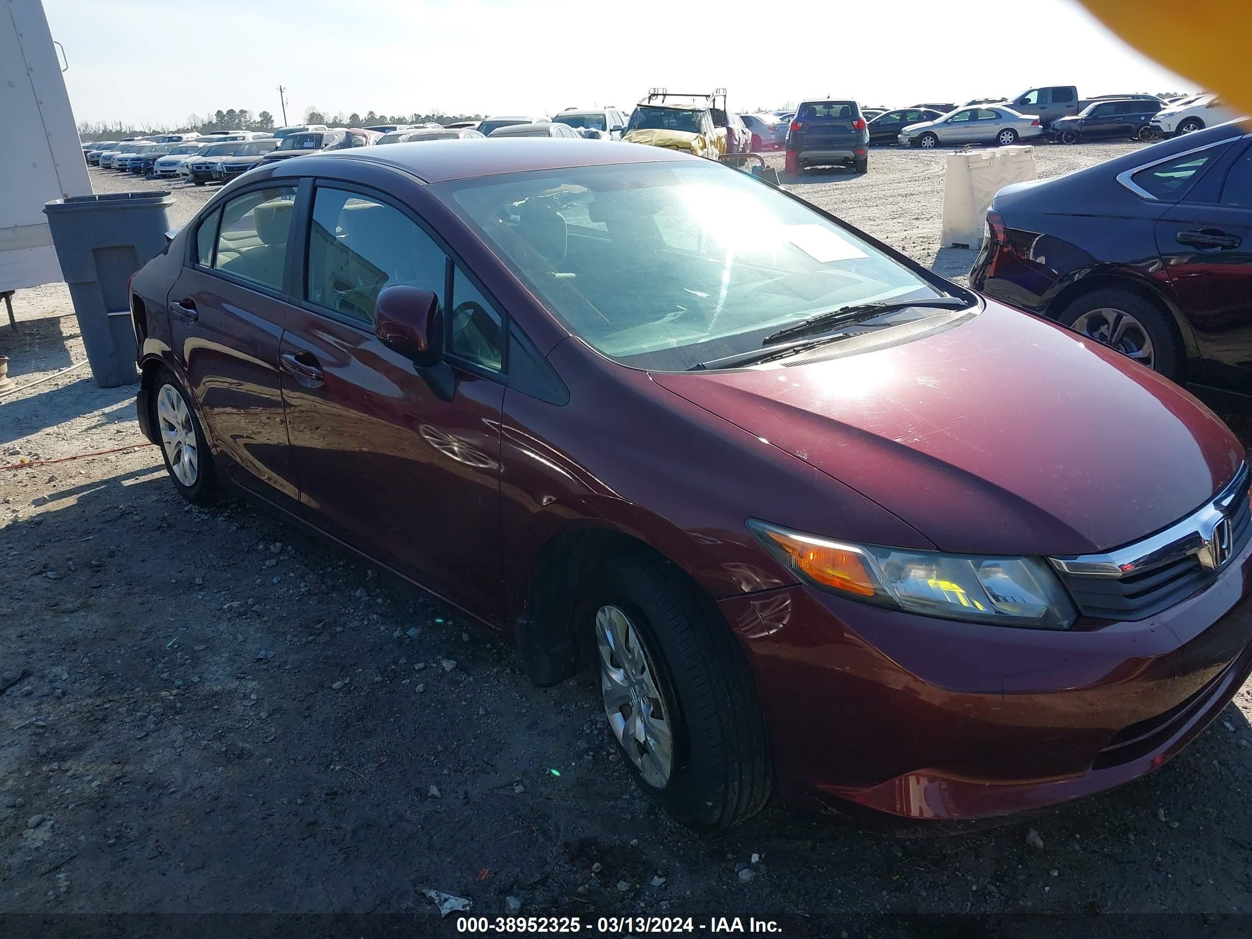 Photo 0 VIN: 2HGFB2F53CH572510 - HONDA CIVIC 