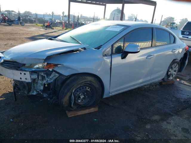 Photo 1 VIN: 2HGFB2F53CH587606 - HONDA CIVIC 