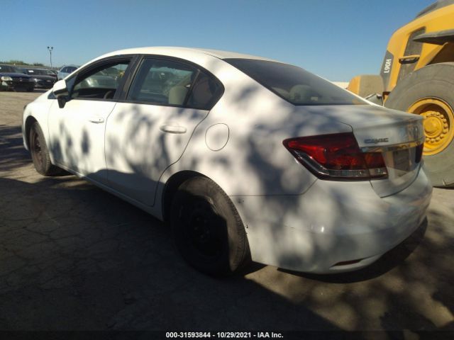 Photo 2 VIN: 2HGFB2F53DH549021 - HONDA CIVIC SDN 