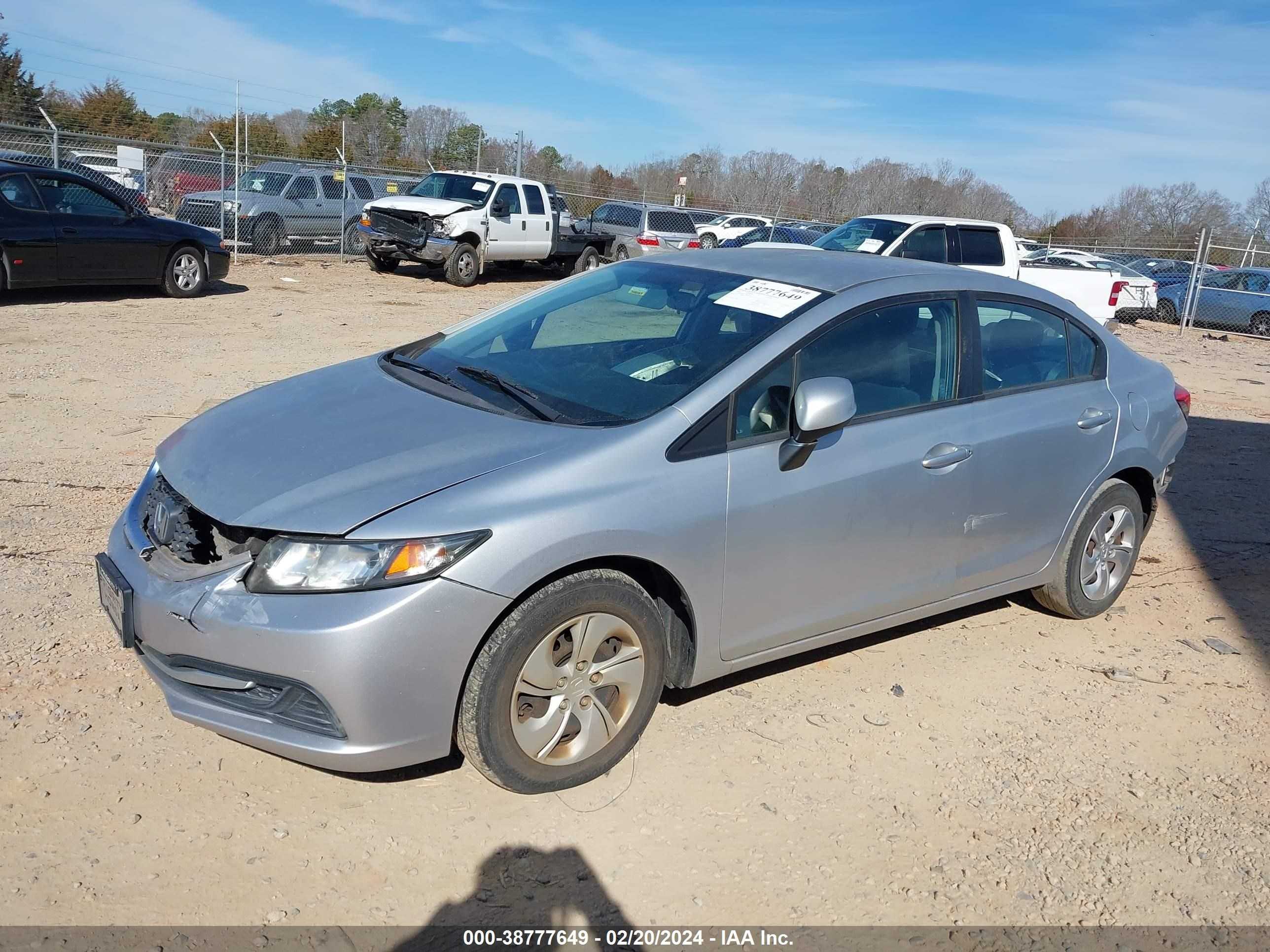 Photo 1 VIN: 2HGFB2F53DH583718 - HONDA CIVIC 