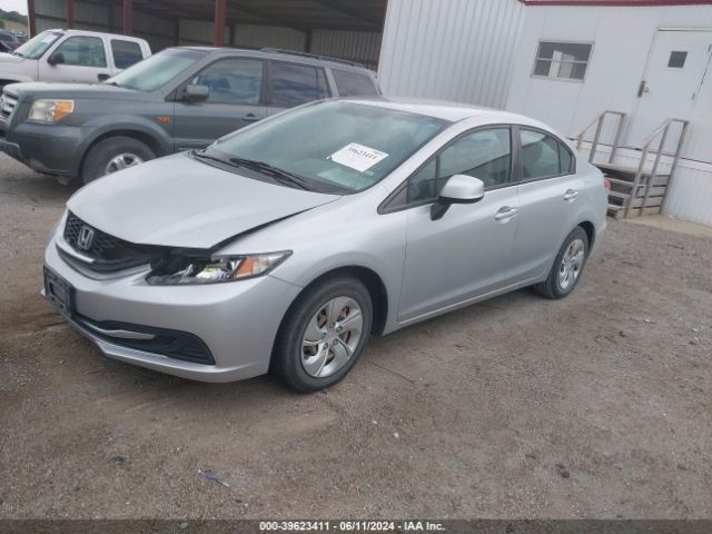 Photo 1 VIN: 2HGFB2F53DH588756 - HONDA CIVIC 