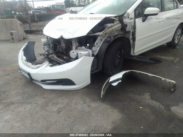 Photo 5 VIN: 2HGFB2F53EH505781 - HONDA CIVIC SEDAN 