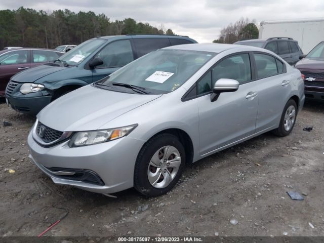 Photo 1 VIN: 2HGFB2F53FH559096 - HONDA CIVIC 